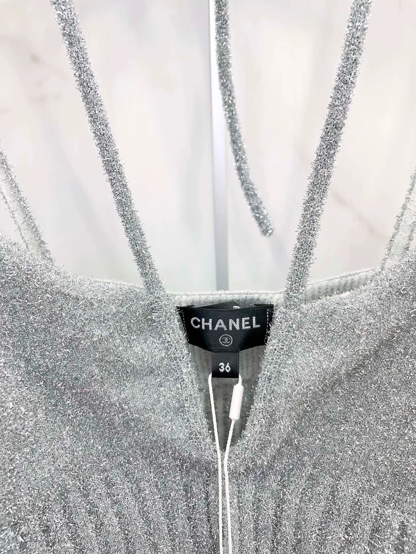 Chanel Chanel 22A Silver Thread Knit Rhinestone Camisole Size XS / US 0-2 / IT 36-38 - 4 Thumbnail
