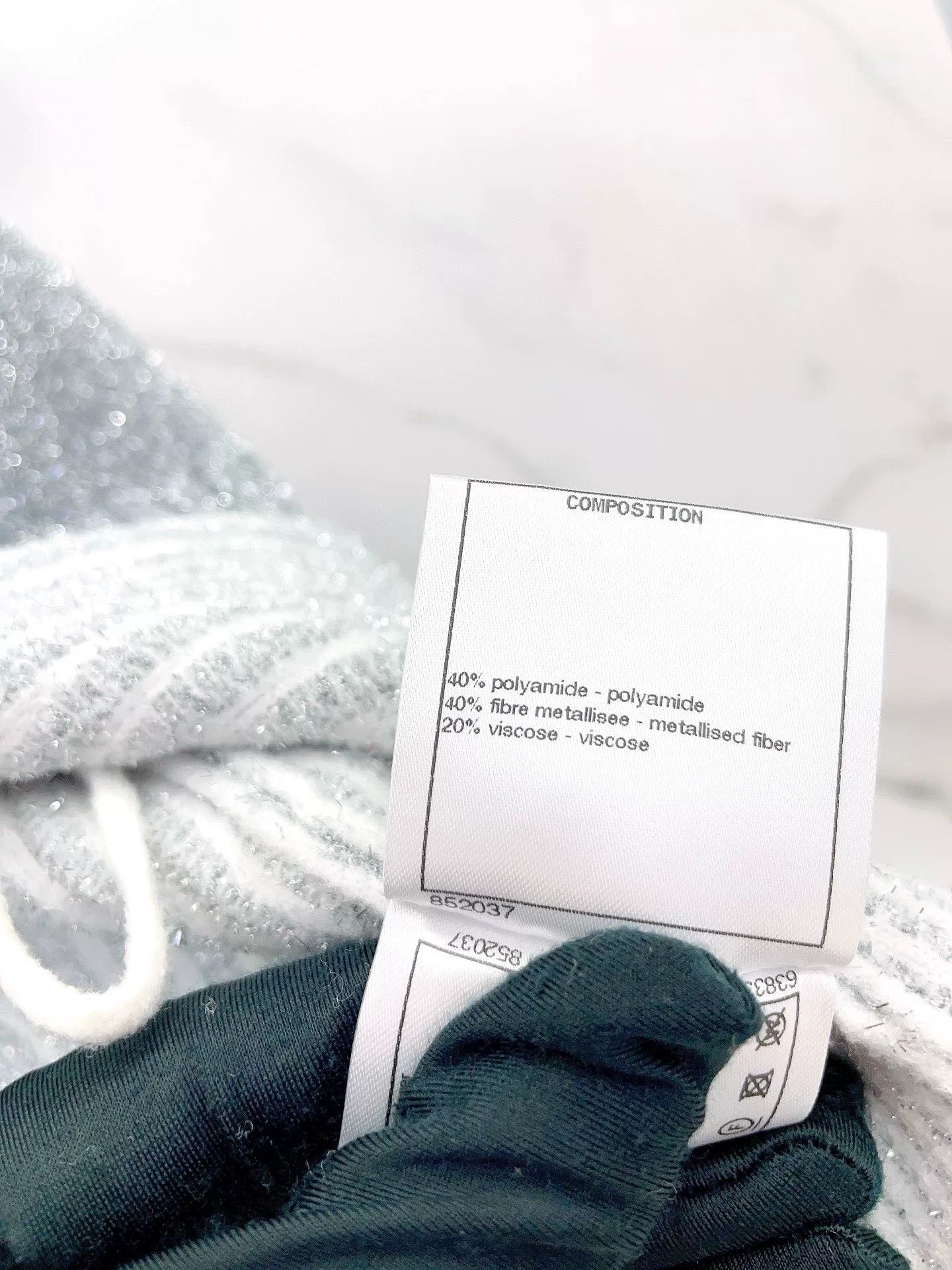 Chanel Chanel 22A Silver Thread Knit Rhinestone Camisole Size XS / US 0-2 / IT 36-38 - 9 Thumbnail