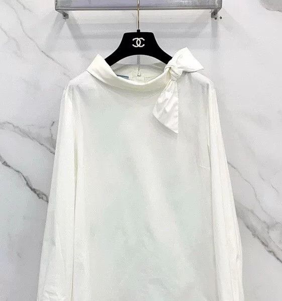 Prada Prada Stand Collar Bow Back Button Shirt Size M / US 6-8 / IT 42-44 - 3 Thumbnail
