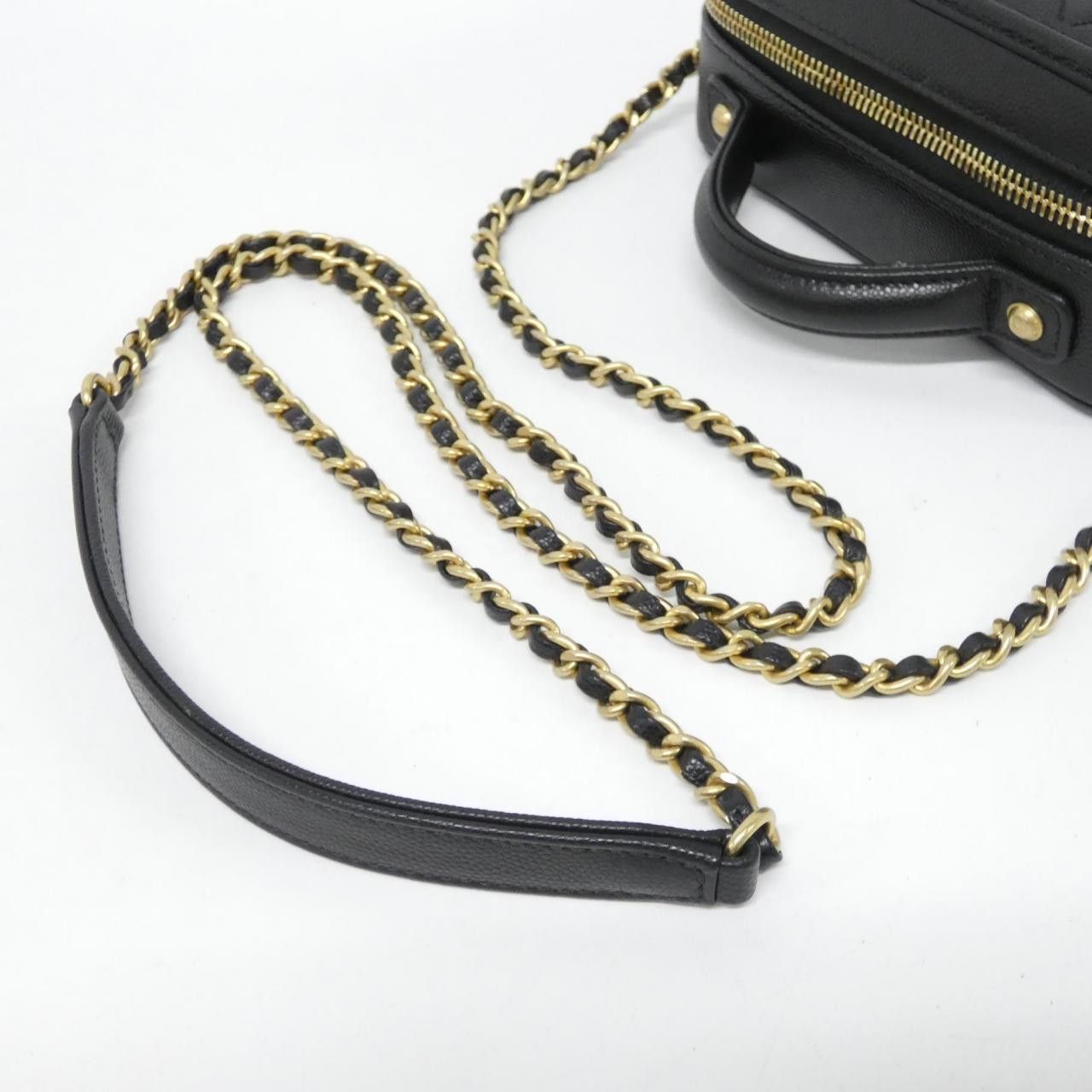 Chanel Chanel Chanel Caviar Skin 2way Bag Leather Crossbody Bag 93342 DUTY FREE for USA Size ONE SIZE - 5 Thumbnail