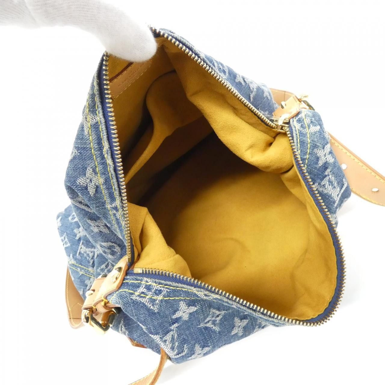Louis Vuitton Louis Vuitton Louis Vuitton Monogram Denim Shoulder Bag Textile Shoulder Bag M95048 DUTY FREE for USA Size ONE SIZE - 10 Thumbnail