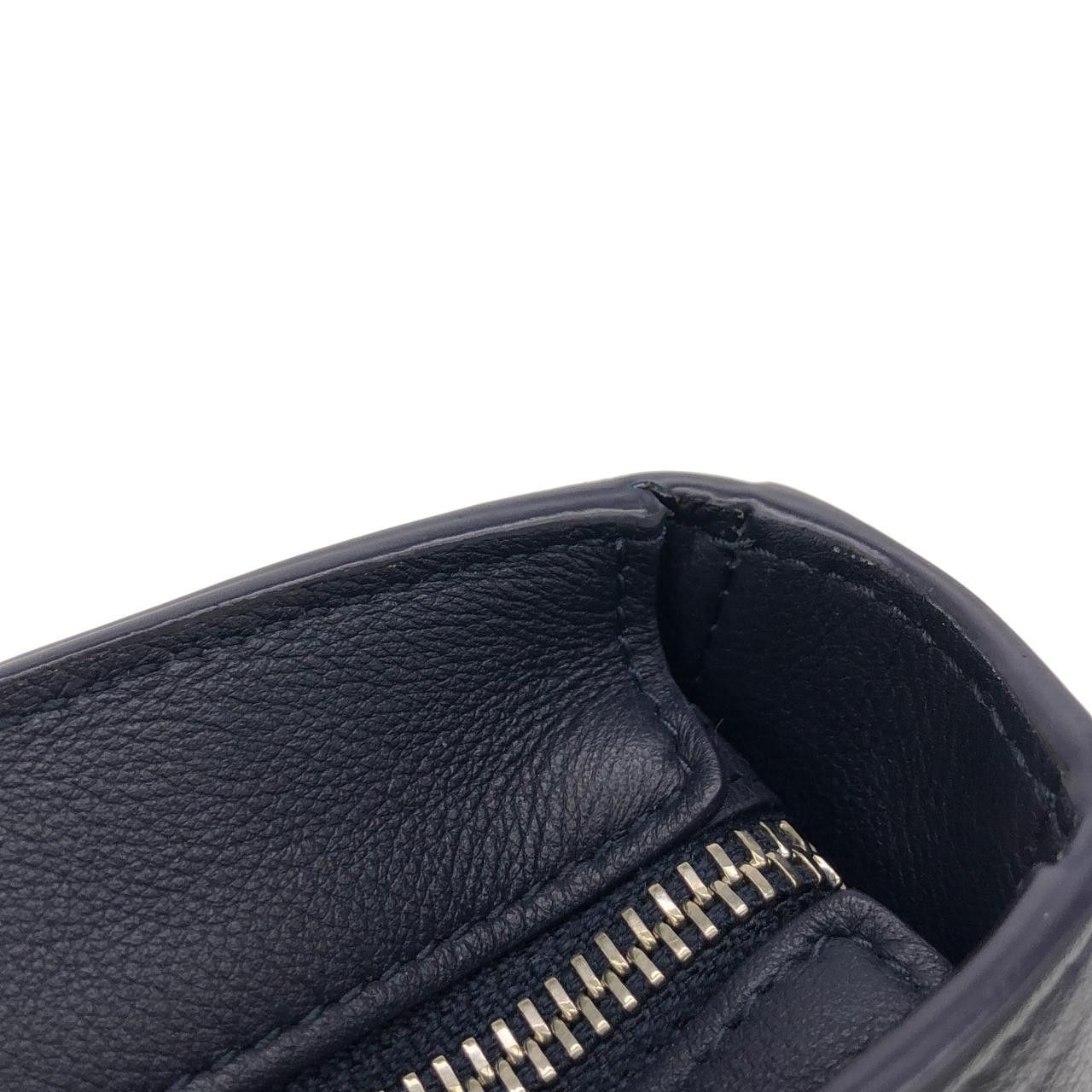 Salvatore Ferragamo Salvatore Ferragamo Salvatore Ferragamo Calf Handbag Leather Handbag 241445 DUTY FREE for USA Size ONE SIZE - 6 Thumbnail