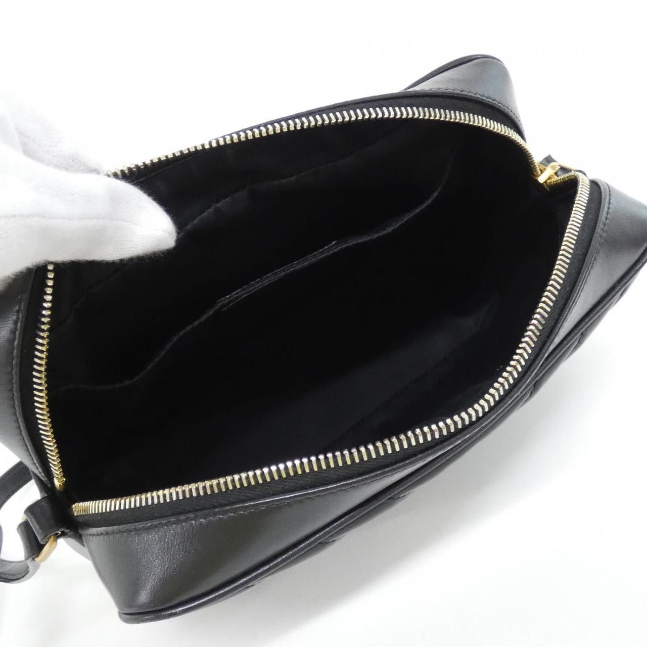 Yves Saint Laurent Yves Saint Laurent Saint Laurent Lou Calf Shoulder Bag Leather Shoulder Bag 612544DV707 DUTY FREE for USA Size ONE SIZE - 7 Thumbnail