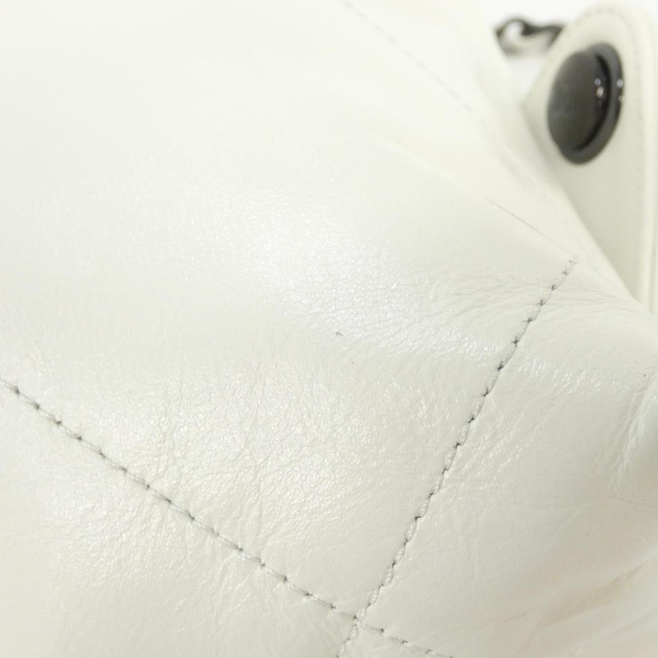 Chanel Chanel Chanel Chanel 22 Calf Backpack Leather Backpack AS3859 DUTY FREE for USA Size ONE SIZE - 6 Thumbnail