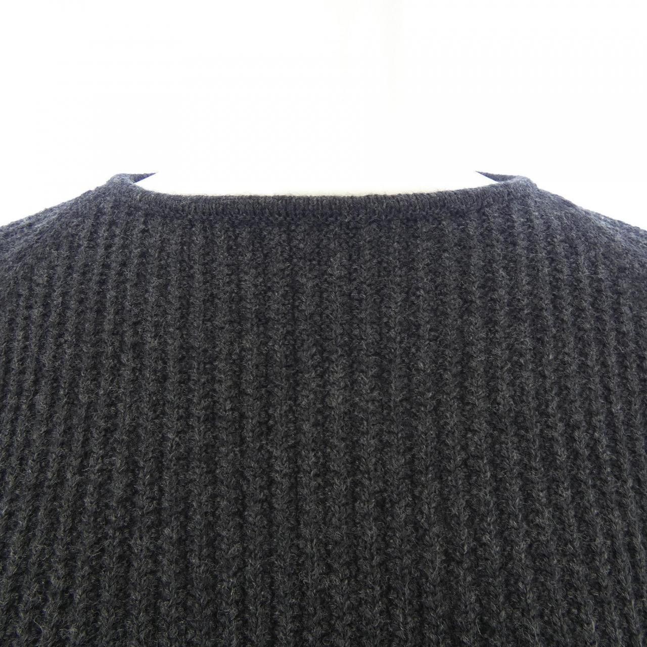 Gucci Gucci Gucci Knitwear Textile Tops 256 5063 5205 DUTY FREE for USA Size ONE SIZE - 5 Thumbnail