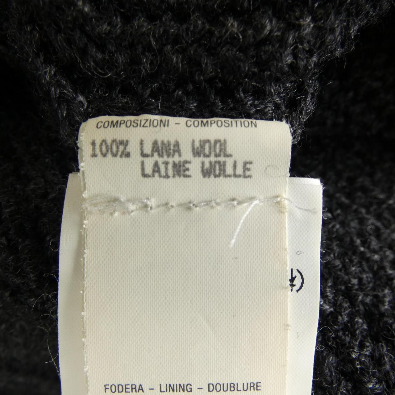 Gucci Gucci Gucci Knitwear Textile Tops 256 5063 5205 DUTY FREE for USA Size ONE SIZE - 3 Thumbnail