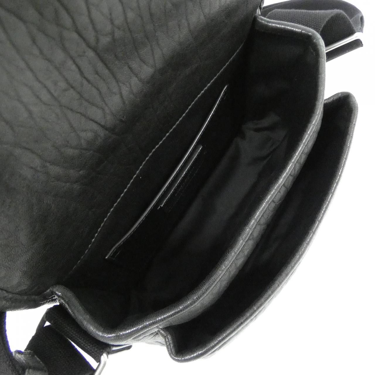 Yves Saint Laurent Yves Saint Laurent Saint Laurent Niki Lamb Shoulder Bag Leather Shoulder Bag 776611AAC3O DUTY FREE for USA Size ONE SIZE - 9 Thumbnail