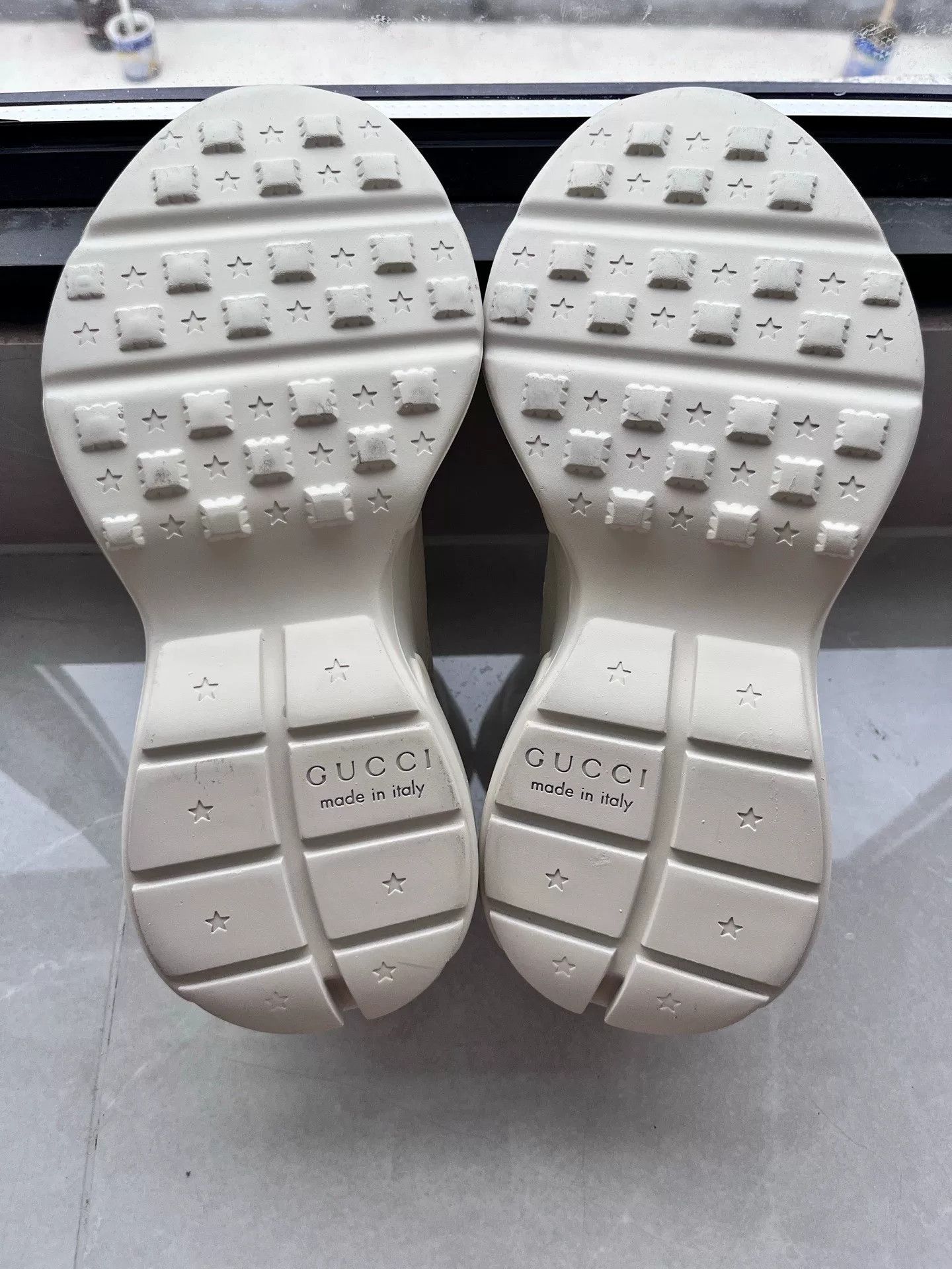 Gucci Gucci Lowtop Sneakers it_35-5 Women Size US 5.5 / IT 35.5 - 6 Thumbnail