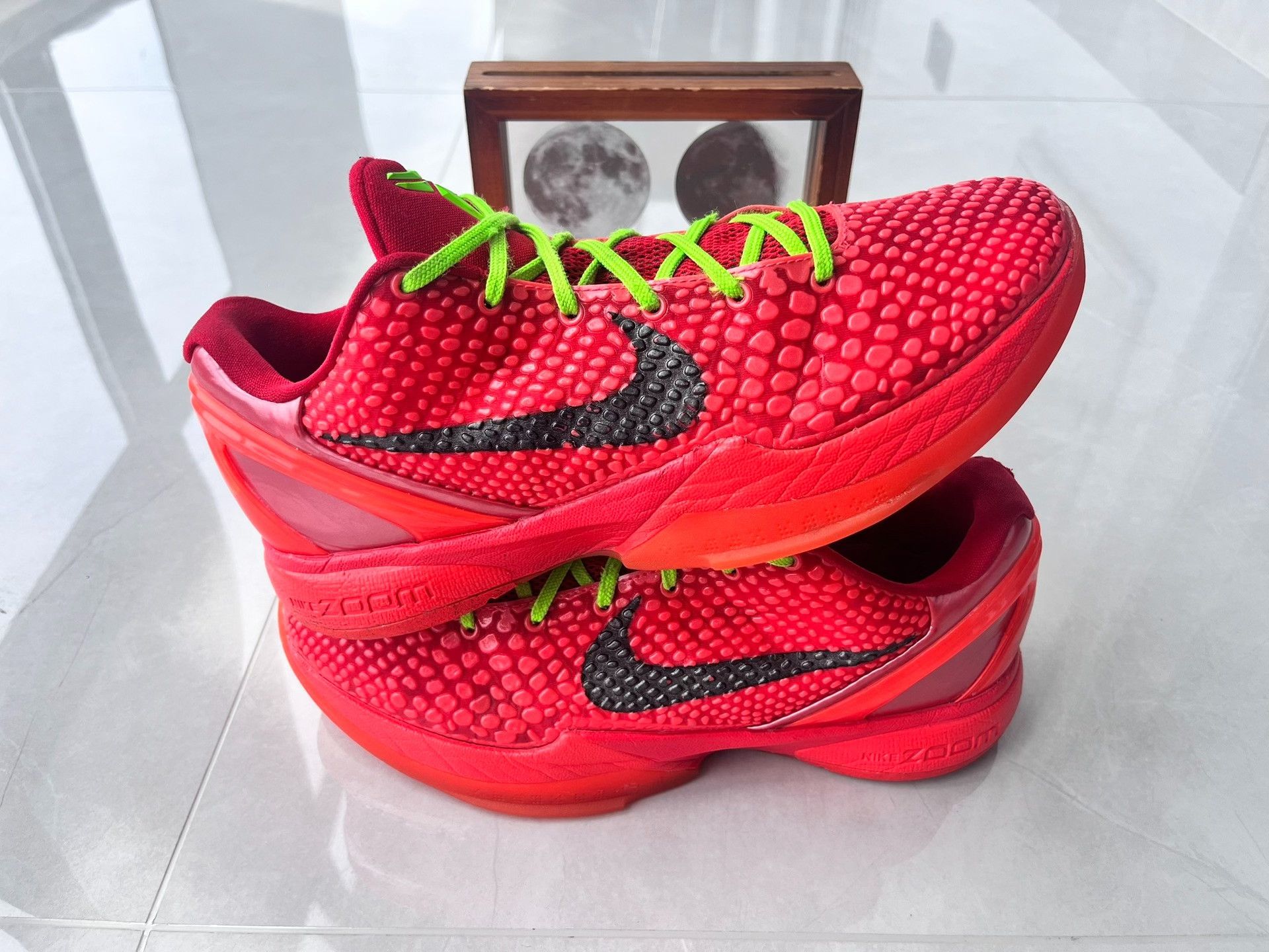 Nike Nike KOBE6 Red Lowtop Sneakers 9 Men Size US 9 / EU 42 - 2 Thumbnail