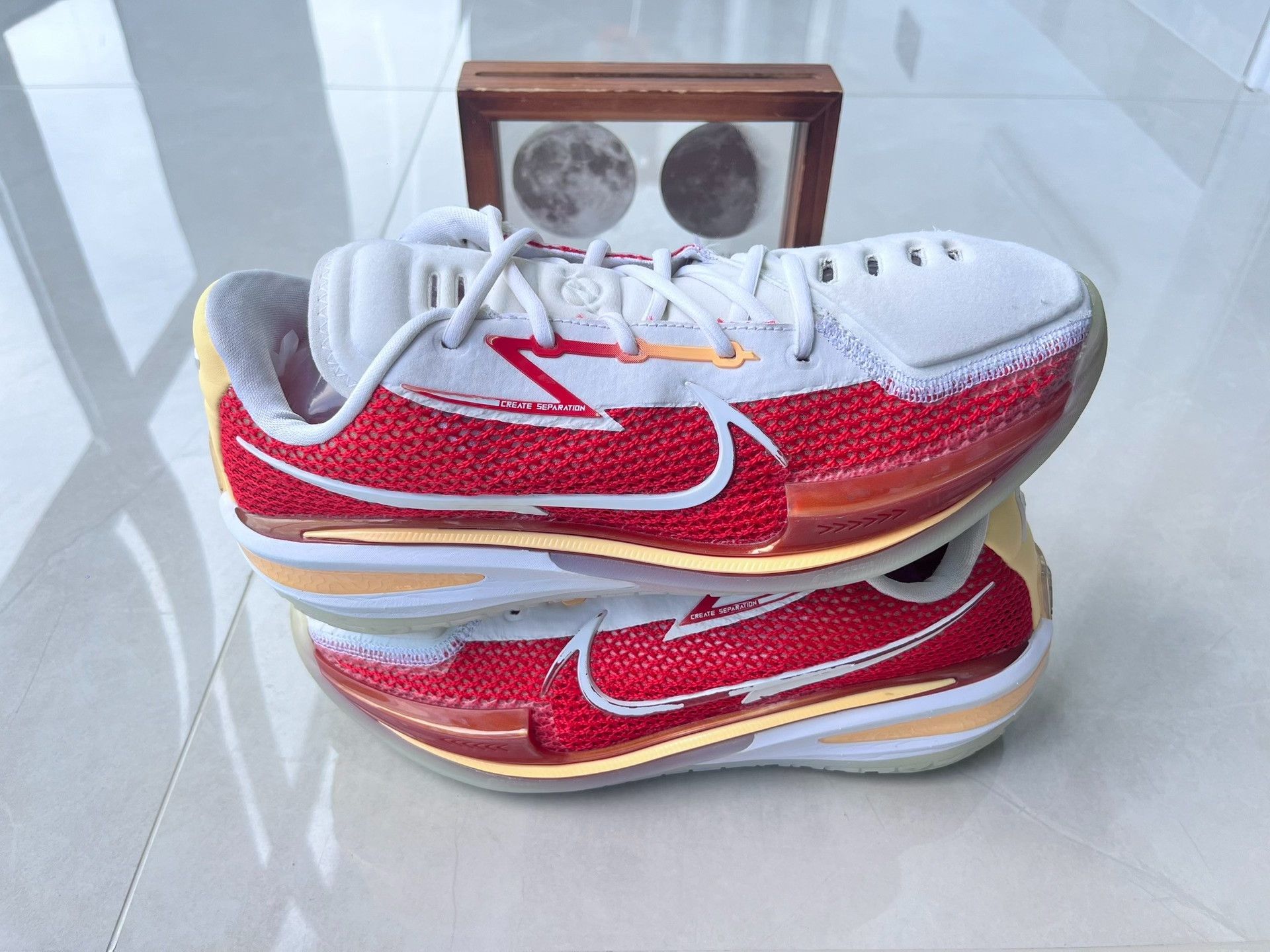 Nike Nike Red Lowtop Sneakers 11 Men Size US 11 / EU 44 - 2 Thumbnail