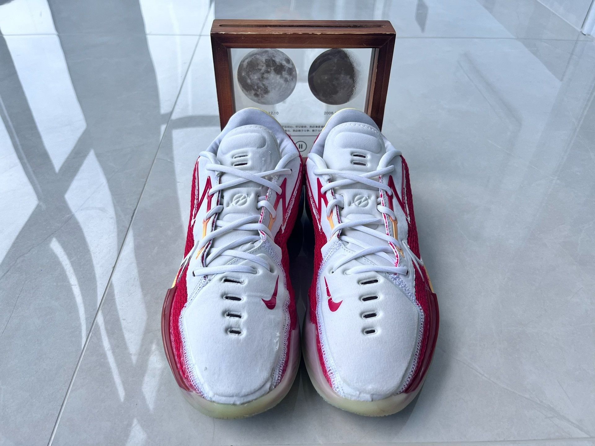Nike Nike Red Lowtop Sneakers 11 Men Size US 11 / EU 44 - 4 Thumbnail