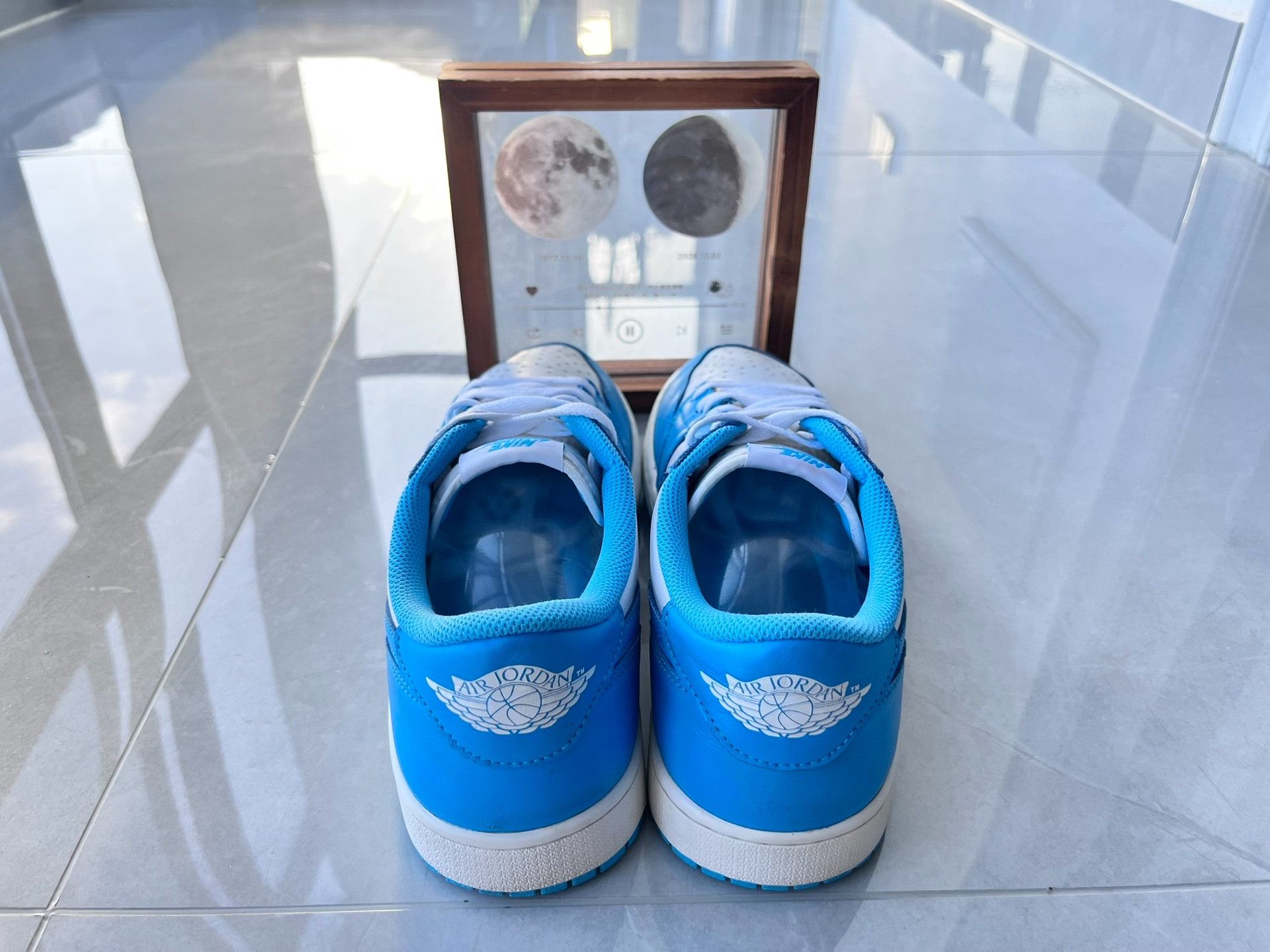 Nike Nike AJ1 Blue Lowtop Sneakers 11 Men Size US 11 / EU 44 - 5 Thumbnail