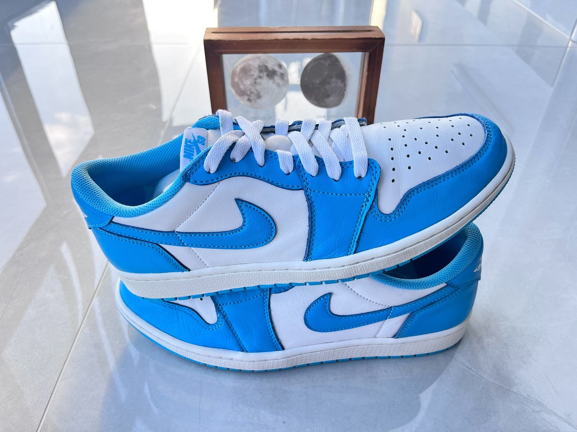 Nike Nike AJ1 Blue Lowtop Sneakers 11 Men Size US 11 / EU 44 - 2 Thumbnail