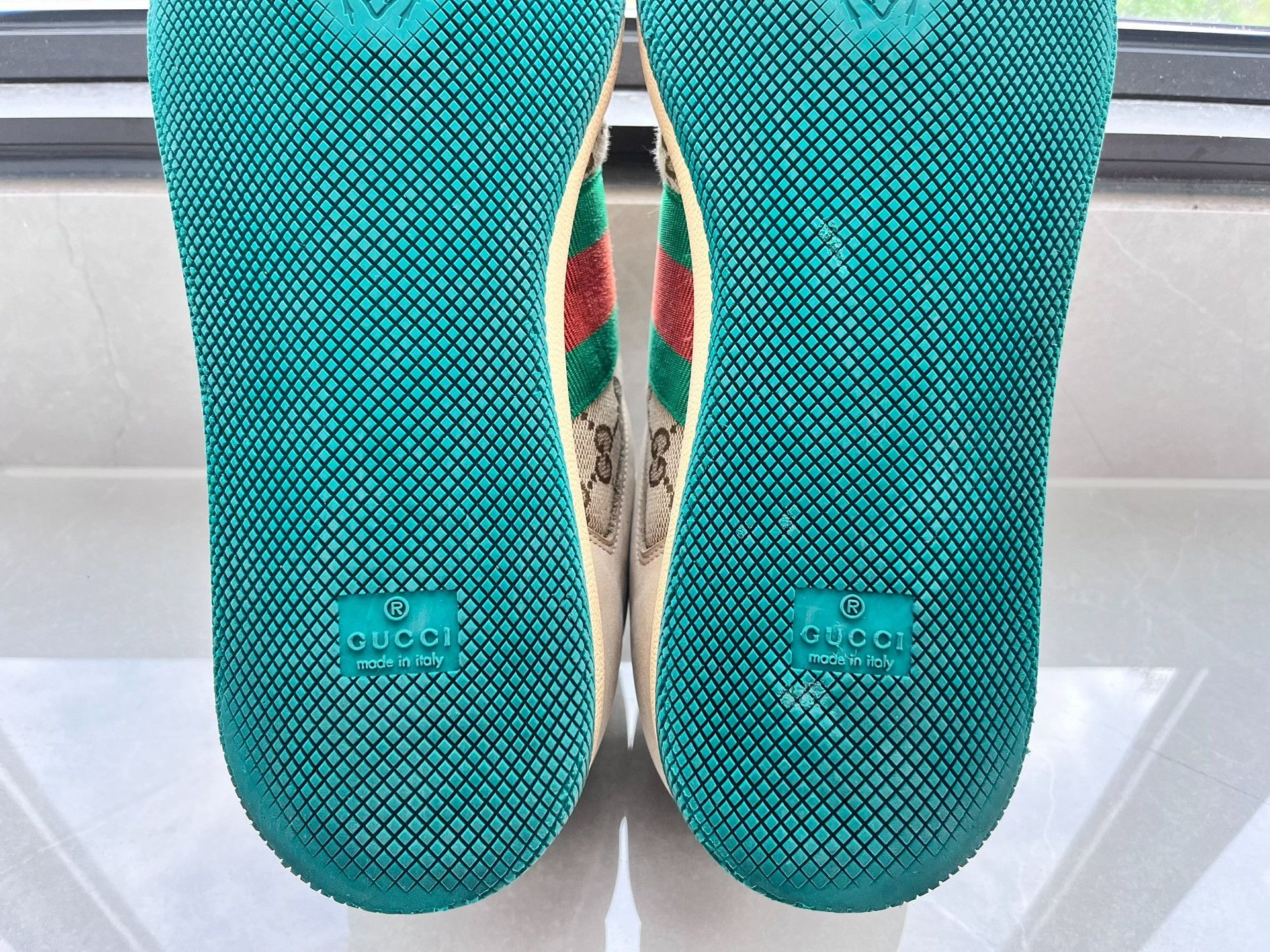 Gucci Gucci Distressed Green Lowtop Sneakers 10 Men Size US 10 / EU 43 - 9 Thumbnail