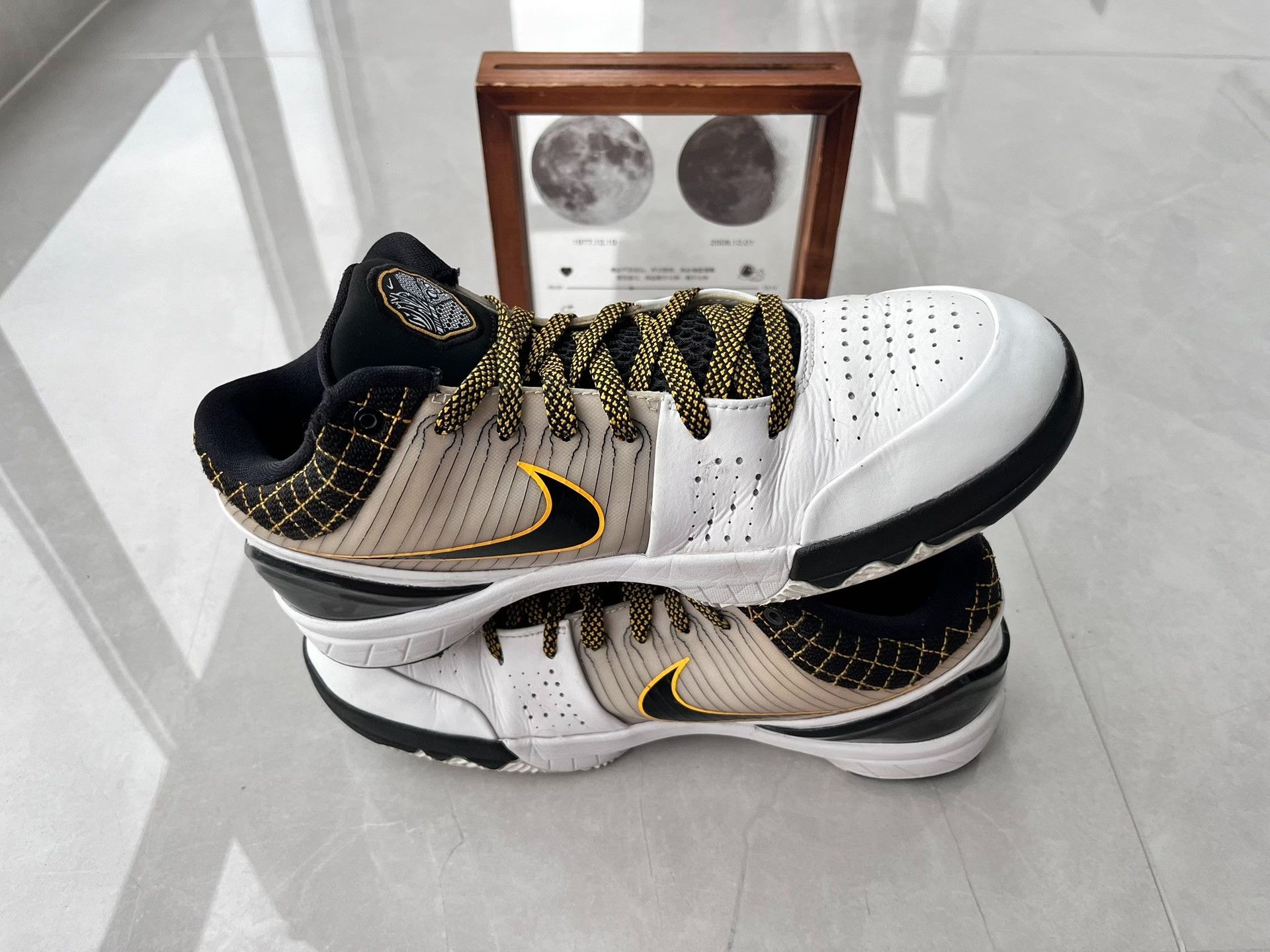 Nike Nike KOBE4 Black Lowtop Sneakers 8 Men Size US 8 / EU 41 - 3 Thumbnail