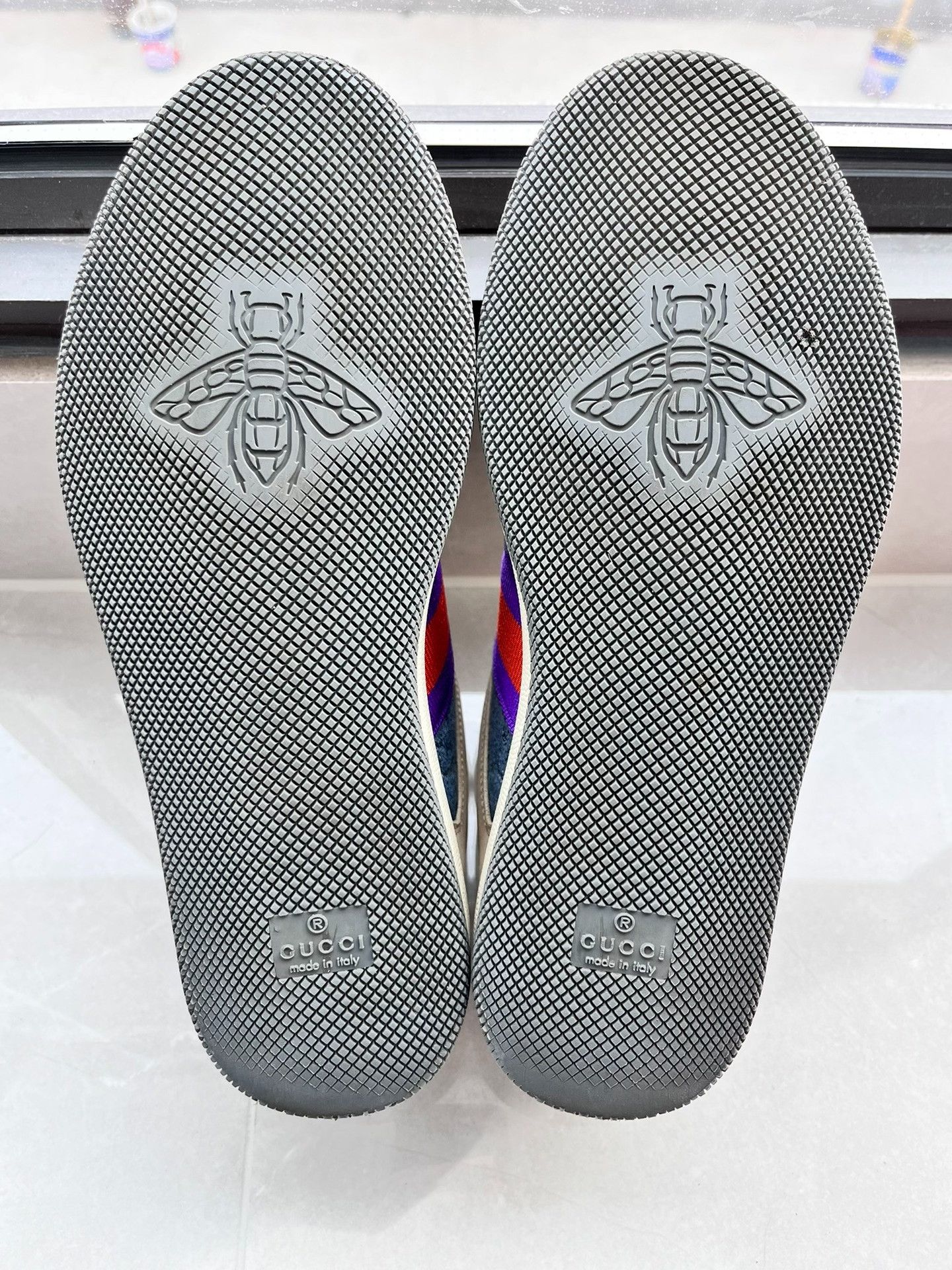 Gucci Gucci Blue Lowtop Sneakers 5 Men Size US 5 / EU 37 - 6 Thumbnail