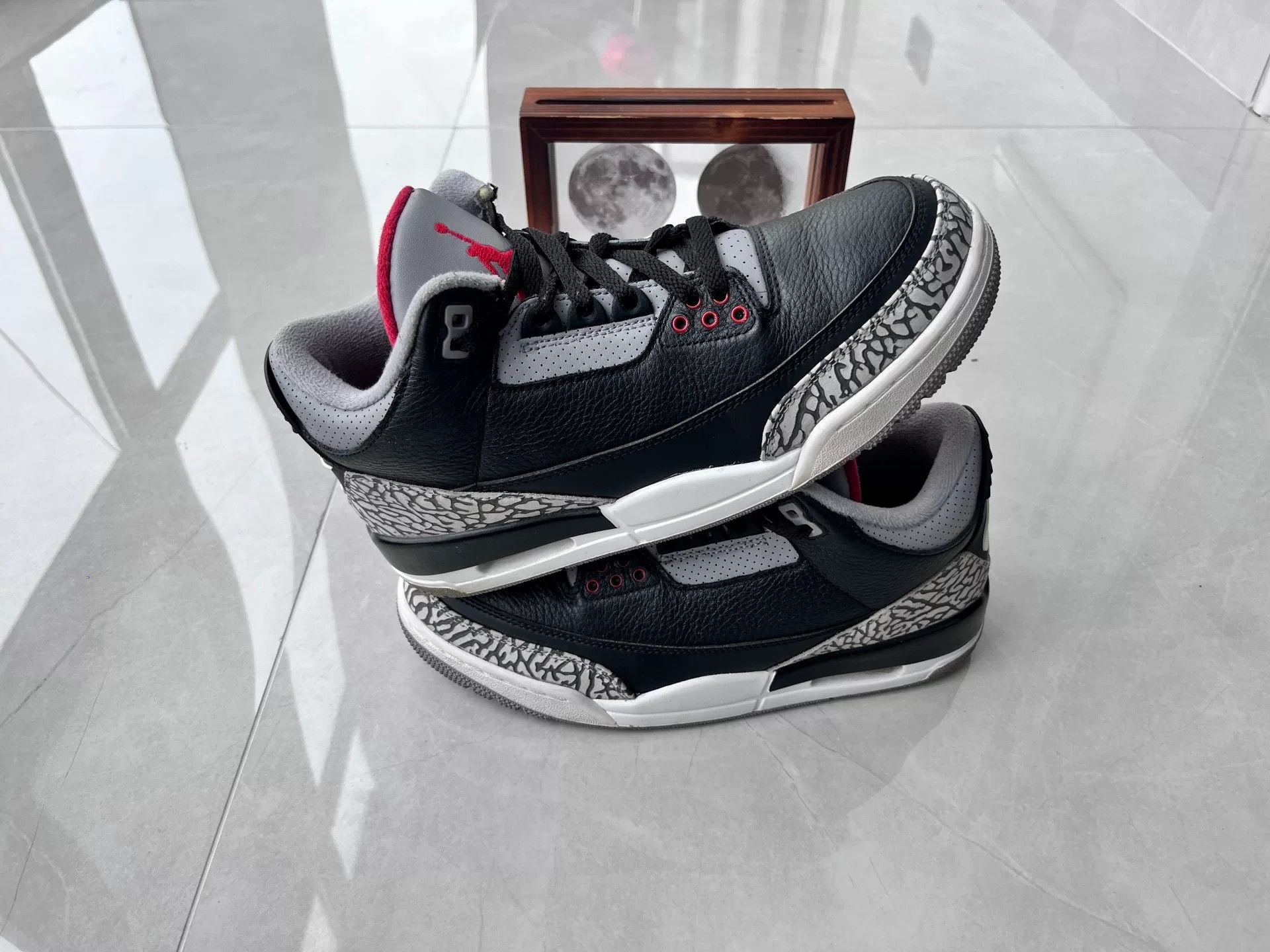 Nike Nike AJ3 Black Lowtop Sneakers 7 Men Size US 7 / EU 40 - 2 Thumbnail