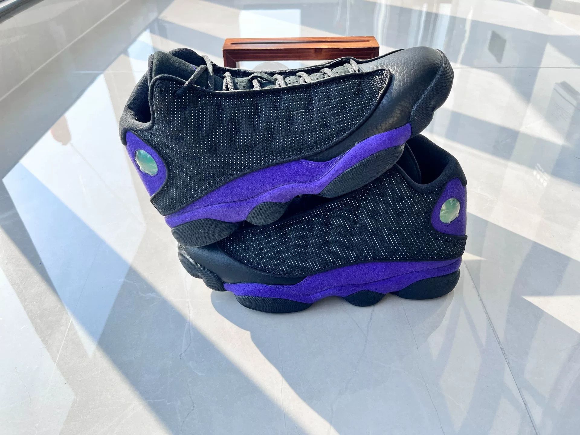 Nike Nike AJ13 Purple Lowtop Sneakers 9 Men Size US 9 / EU 42 - 2 Thumbnail