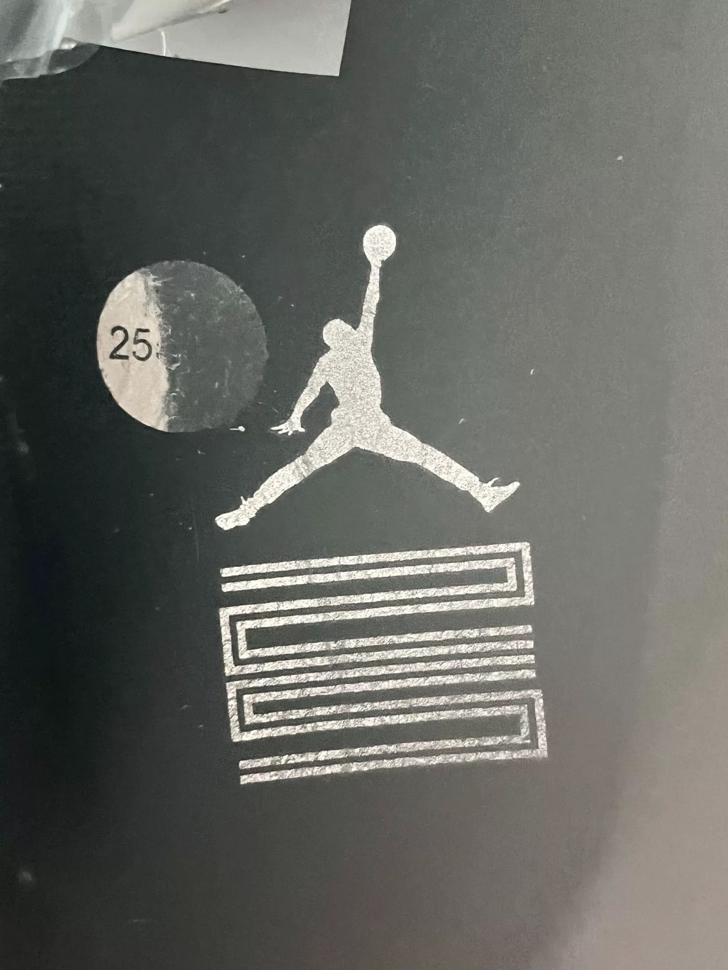 Nike Nike AJ11 Silver Lowtop Sneakers 7 Men Size US 7 / EU 40 - 9 Thumbnail