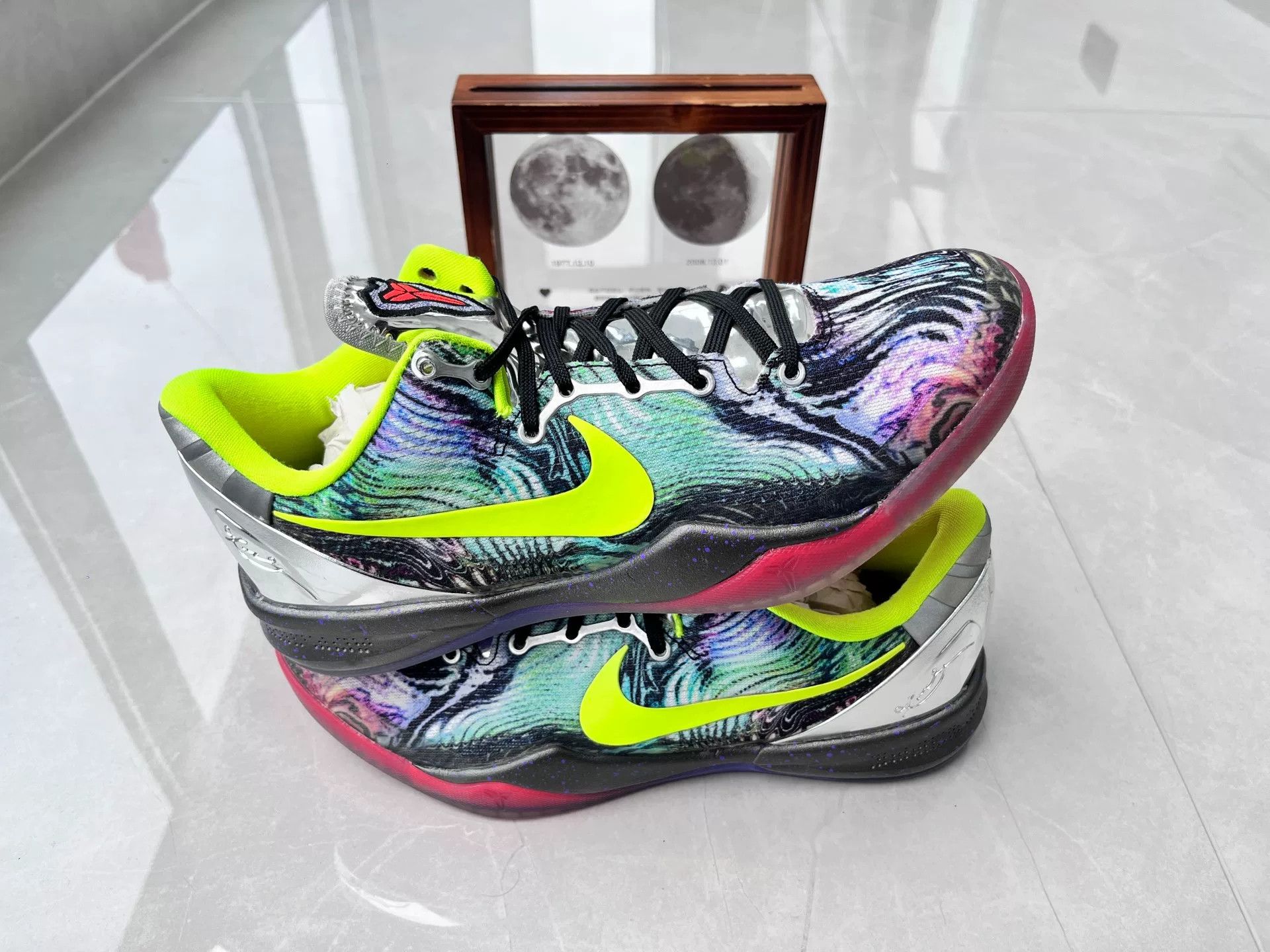 Nike Nike KOBE8 Lowtop Sneakers 9 Men Size US 9 / EU 42 - 2 Thumbnail