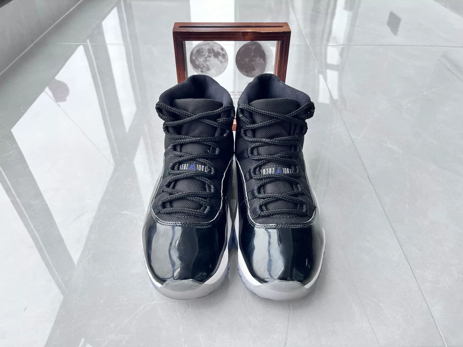 Nike Nike AJ11 Lowtop Sneakers 11 Men Size US 11 / EU 44 - 4 Thumbnail