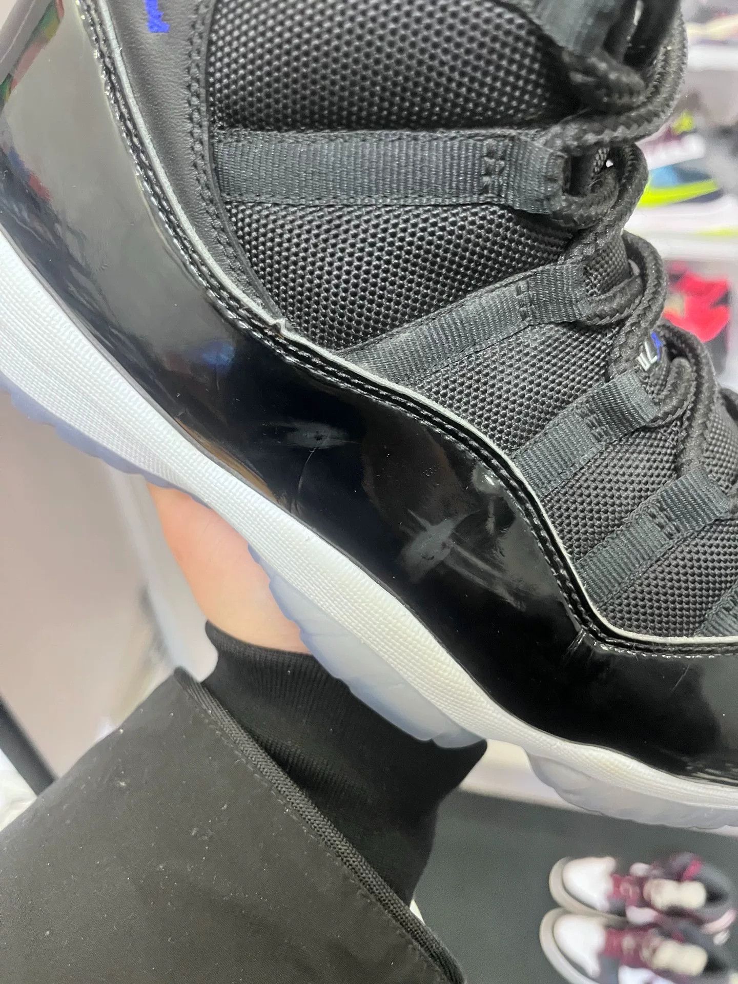 Nike Nike AJ11 Lowtop Sneakers 11 Men Size US 11 / EU 44 - 9 Thumbnail