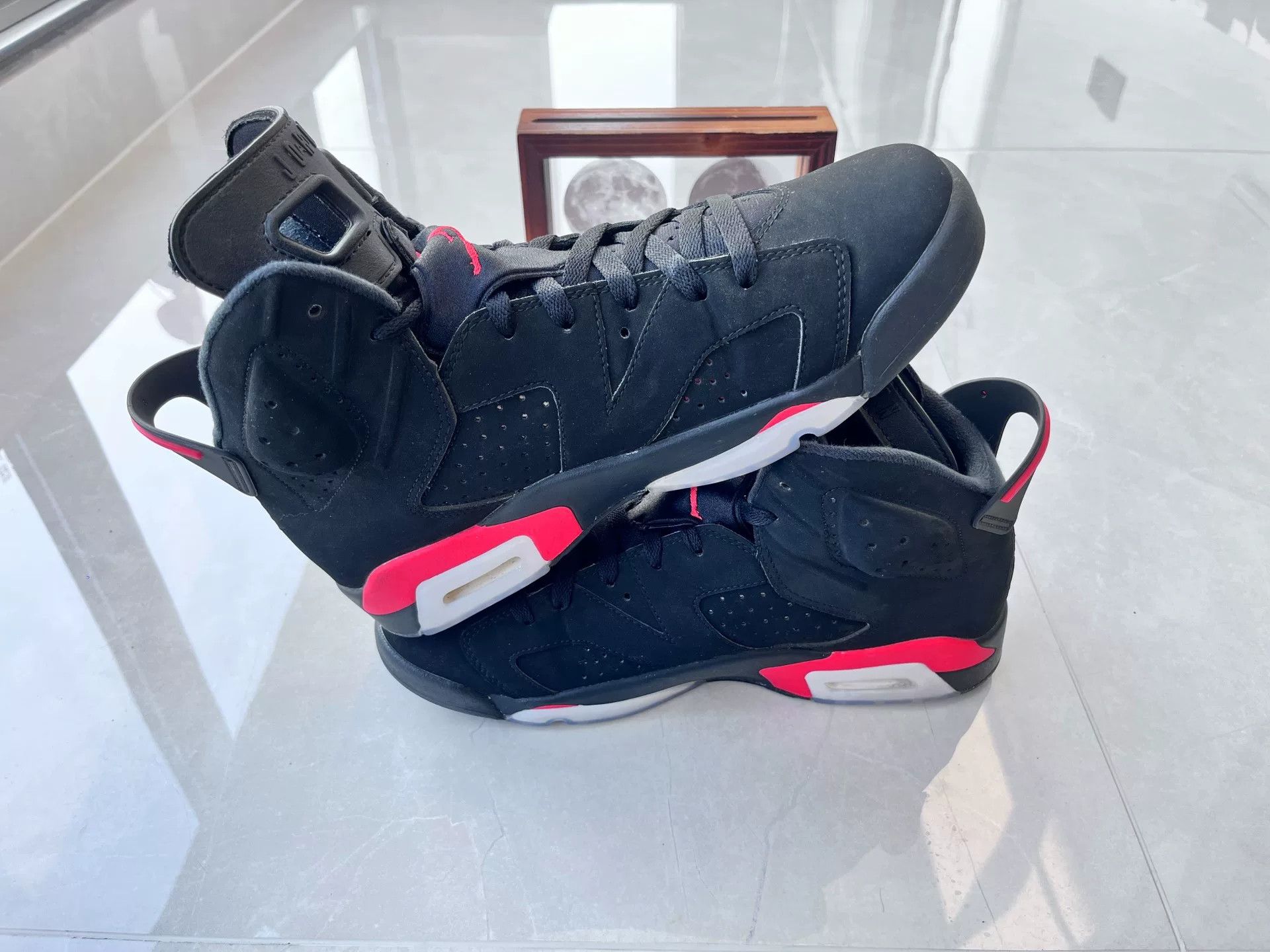 Nike Nike AJ6 Black Lowtop Sneakers 10 Men Size US 10 / EU 43 - 3 Thumbnail