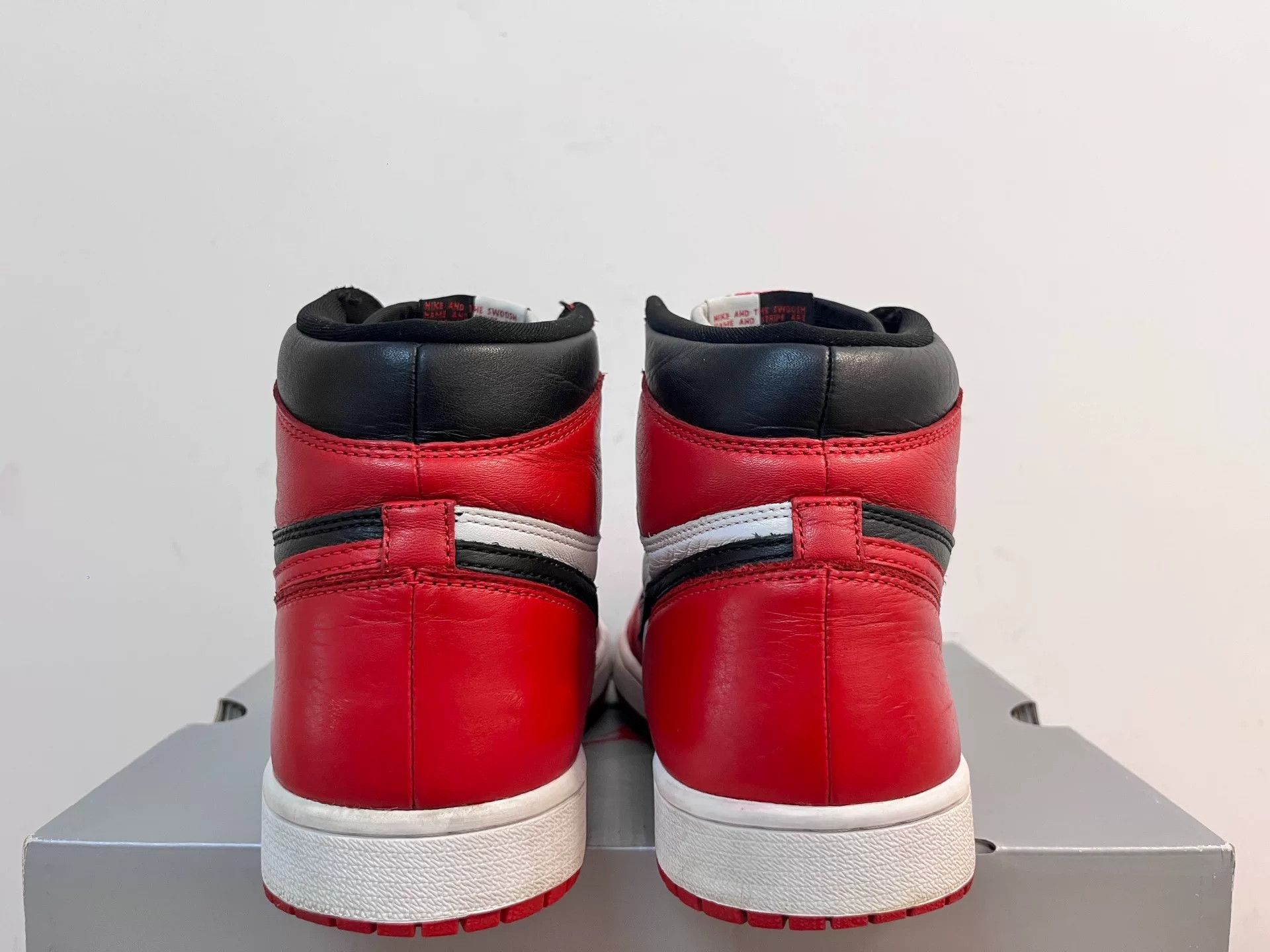 Nike Nike AJ1 Lowtop Sneakers 11 Men Size US 11 / EU 44 - 5 Thumbnail