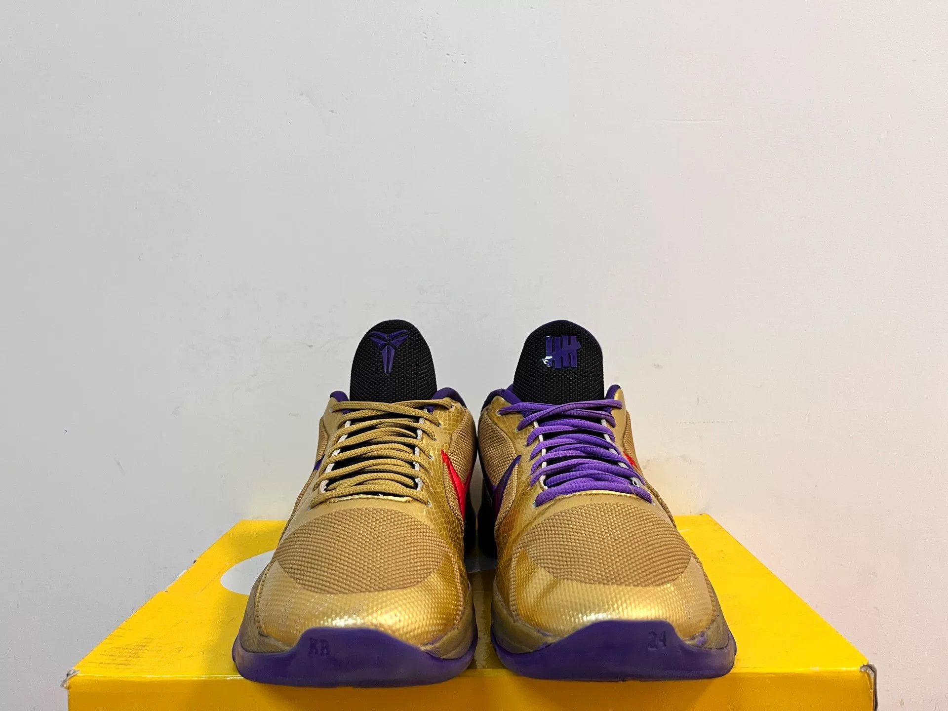 Nike Nike KOBE5 Purple Lowtop Sneakers 11 Men Size US 11 / EU 44 - 5 Thumbnail