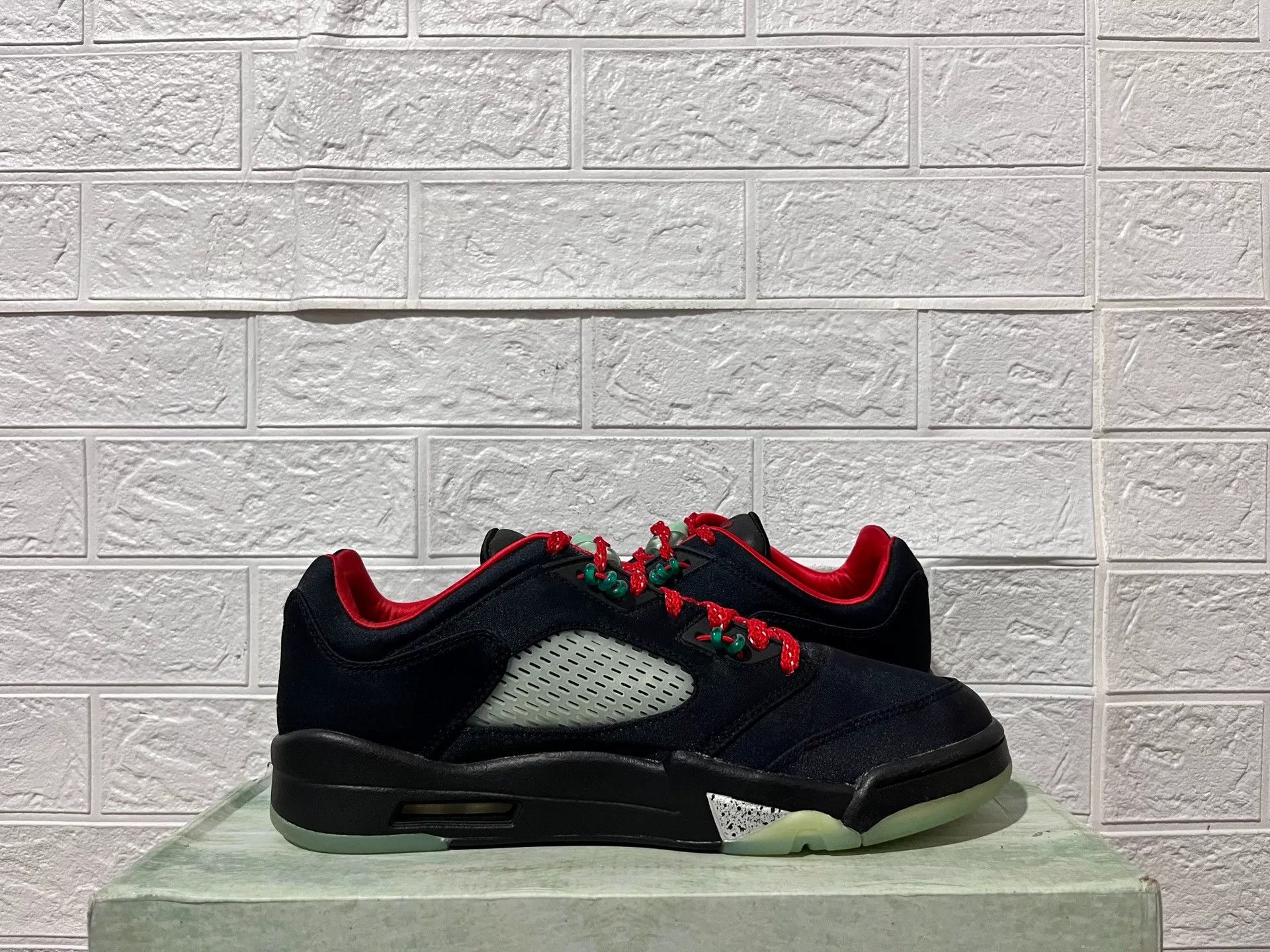 Nike Nike AJ5 Lowtop Sneakers 11 Men Size US 11 / EU 44 - 4 Thumbnail