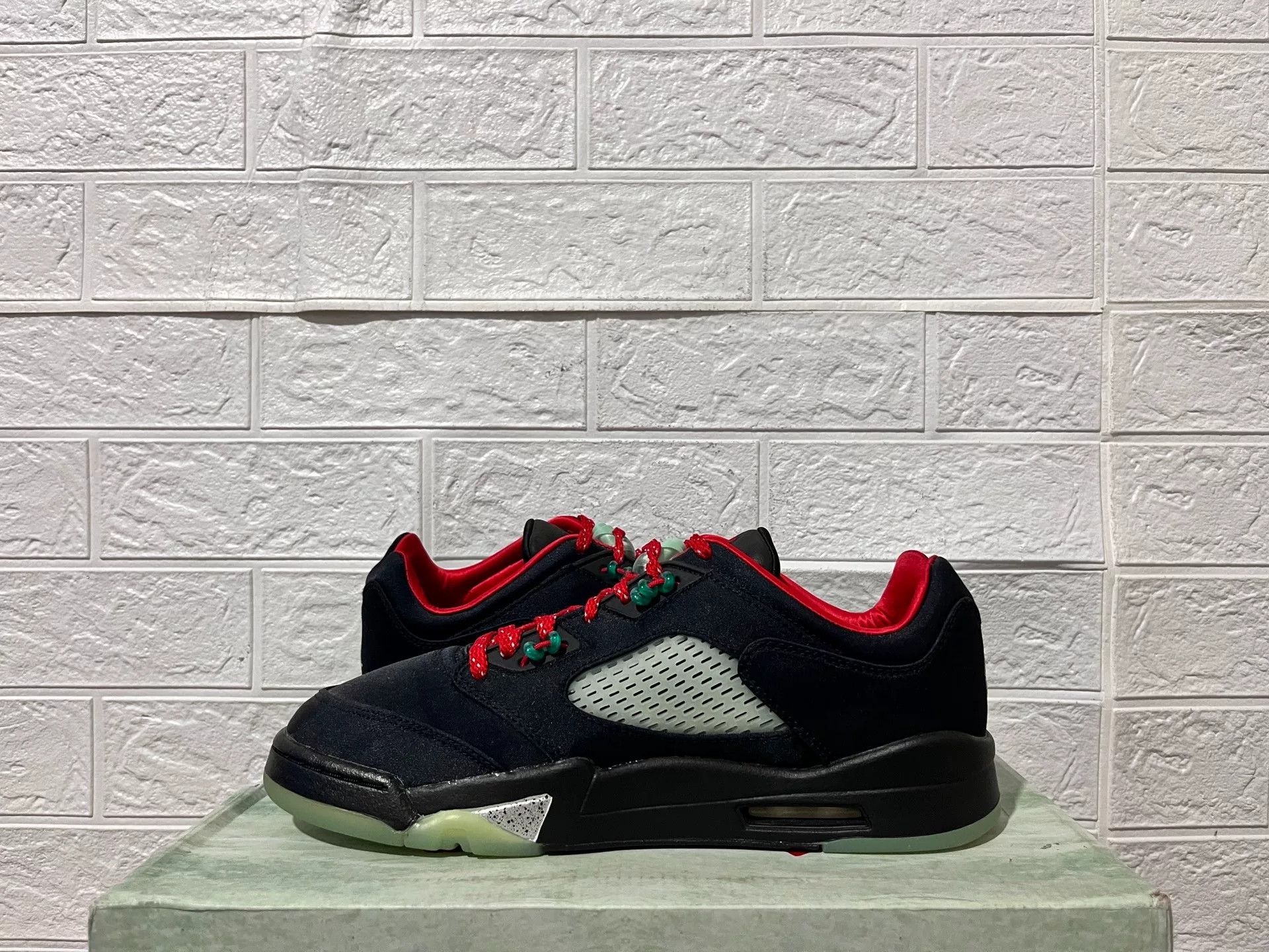 Nike Nike AJ5 Lowtop Sneakers 11 Men Size US 11 / EU 44 - 3 Thumbnail