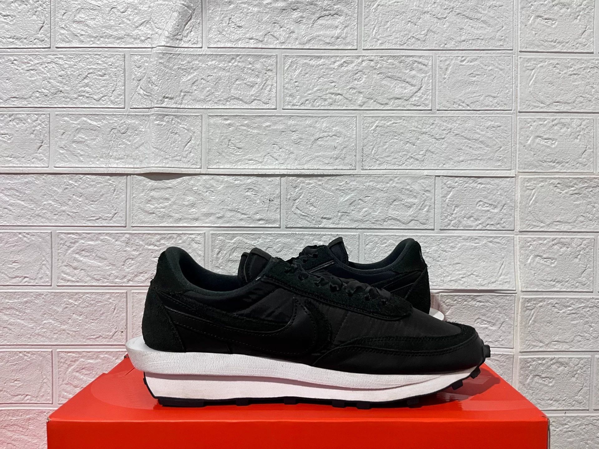 Sacai Sacai Black Lowtop Sneakers 12 Men Size US 12 / EU 45 - 4 Thumbnail