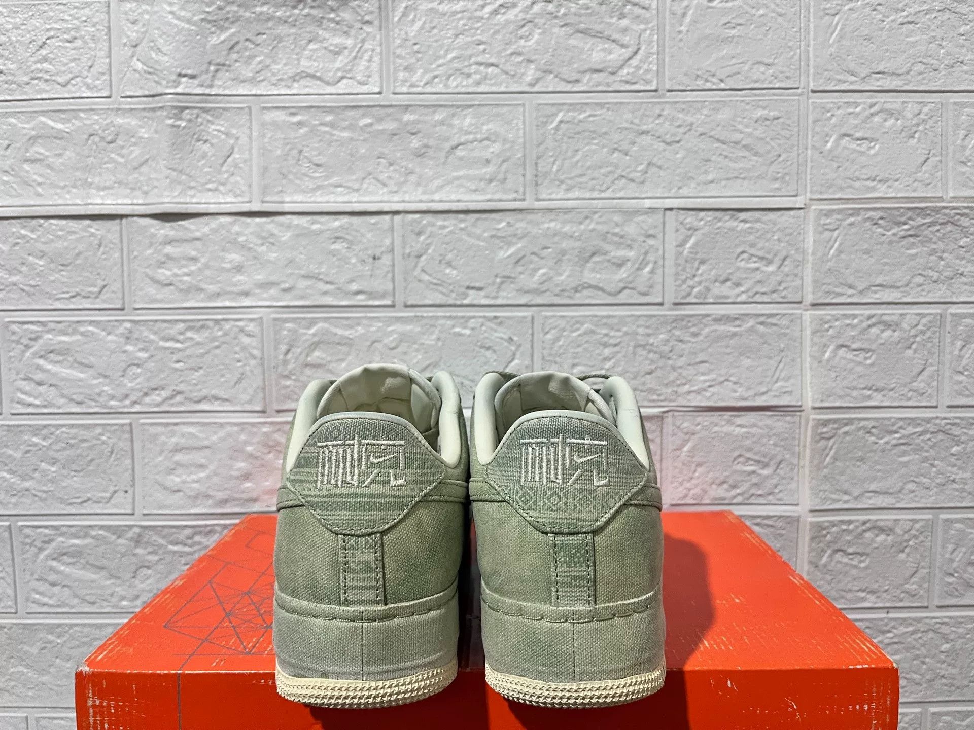 Nike Nike AF1 Lowtop Sneakers 9 Men Size US 9 / EU 42 - 6 Thumbnail