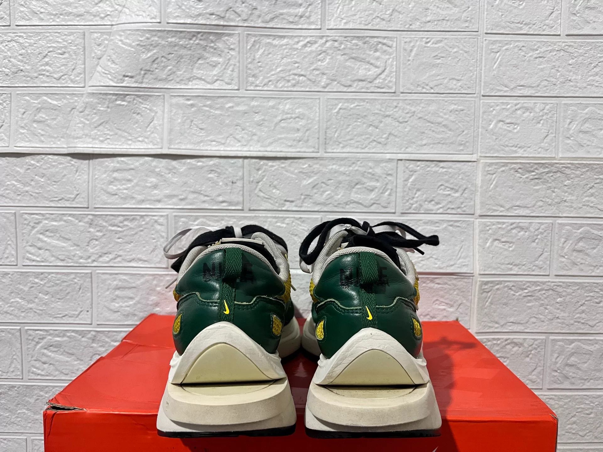 Sacai Sacai Yellow Lowtop Sneakers 13 Men Size US 13 / EU 46 - 6 Thumbnail