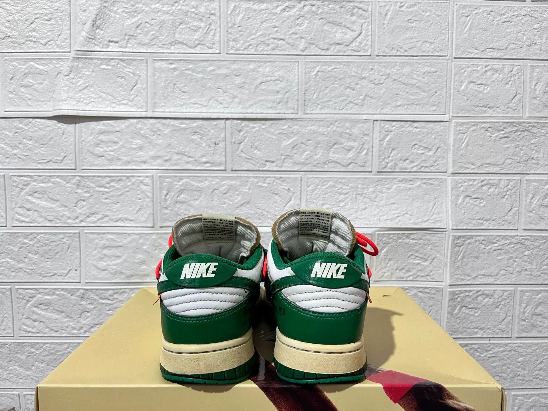 Nike Nike DUNK Green Lowtop Sneakers 7 Men Size US 7 / EU 40 - 6 Thumbnail