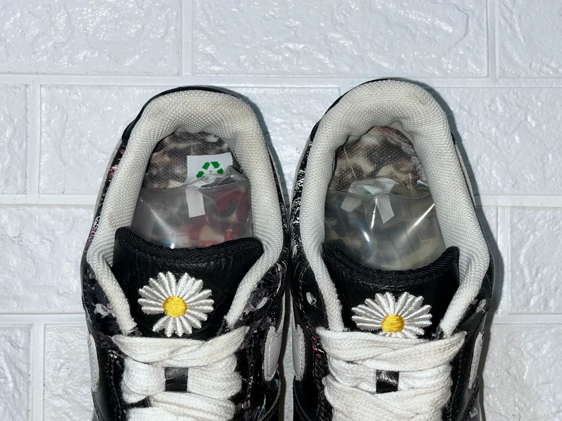 Nike Nike AF1 Black Lowtop Sneakers 11 Men Size US 11 / EU 44 - 9 Thumbnail