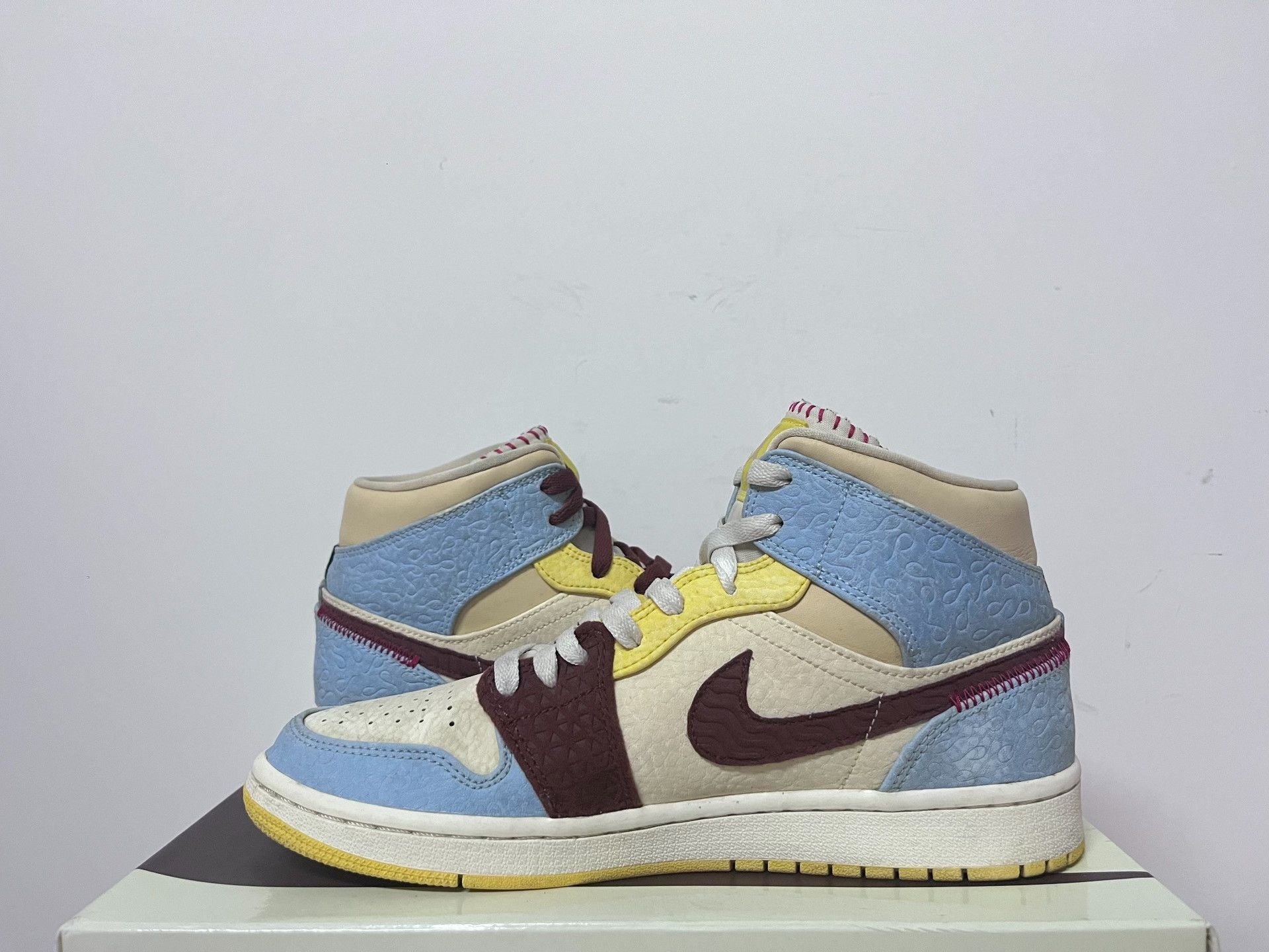 Nike Nike AJ1 Green Lowtop Sneakers 9 Men Size US 9 / EU 42 - 3 Thumbnail