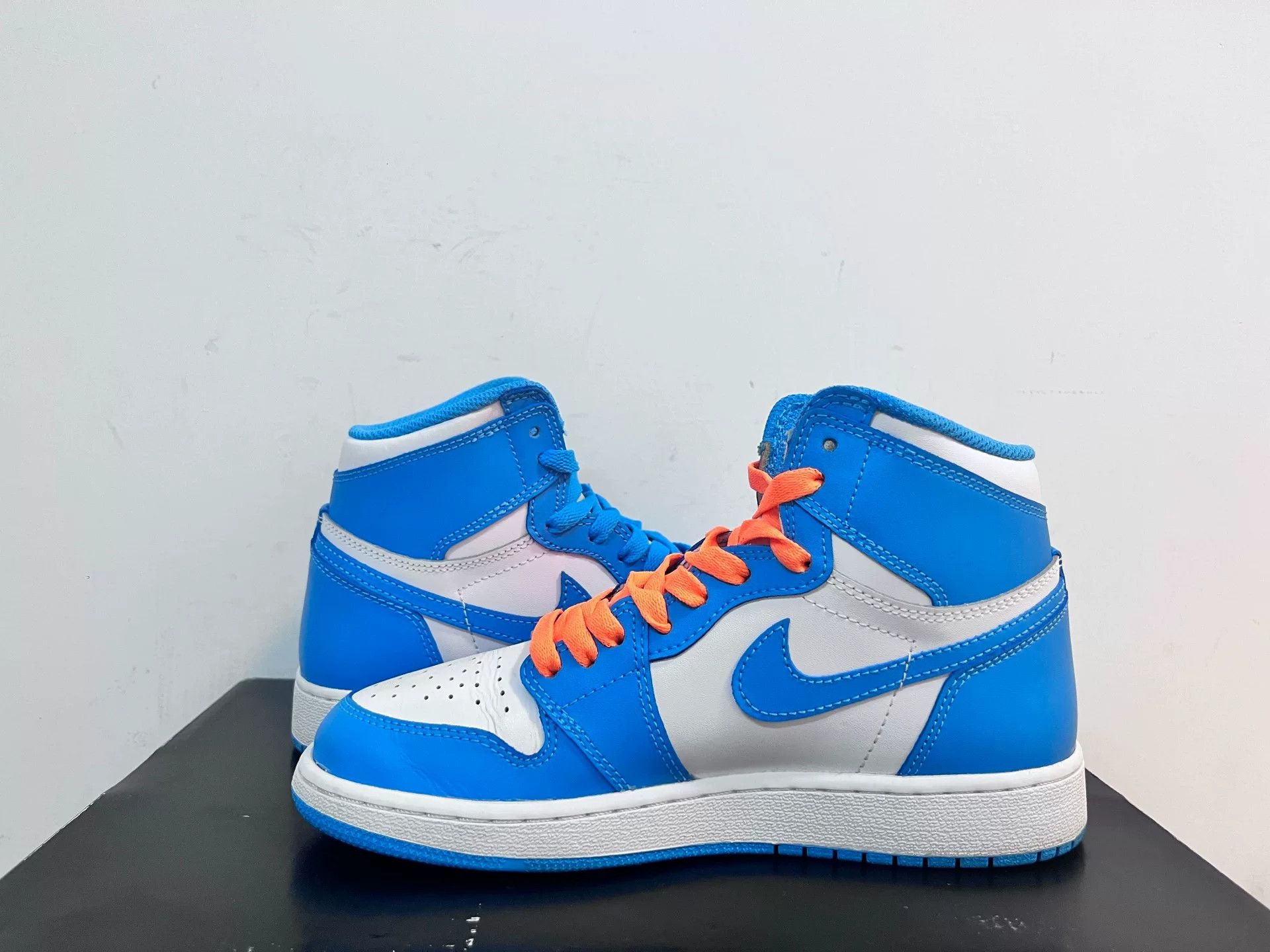 Nike Nike AJ1 Blue Lowtop Sneakers 5.5 Men Size US 5.5 / EU 38 - 3 Thumbnail