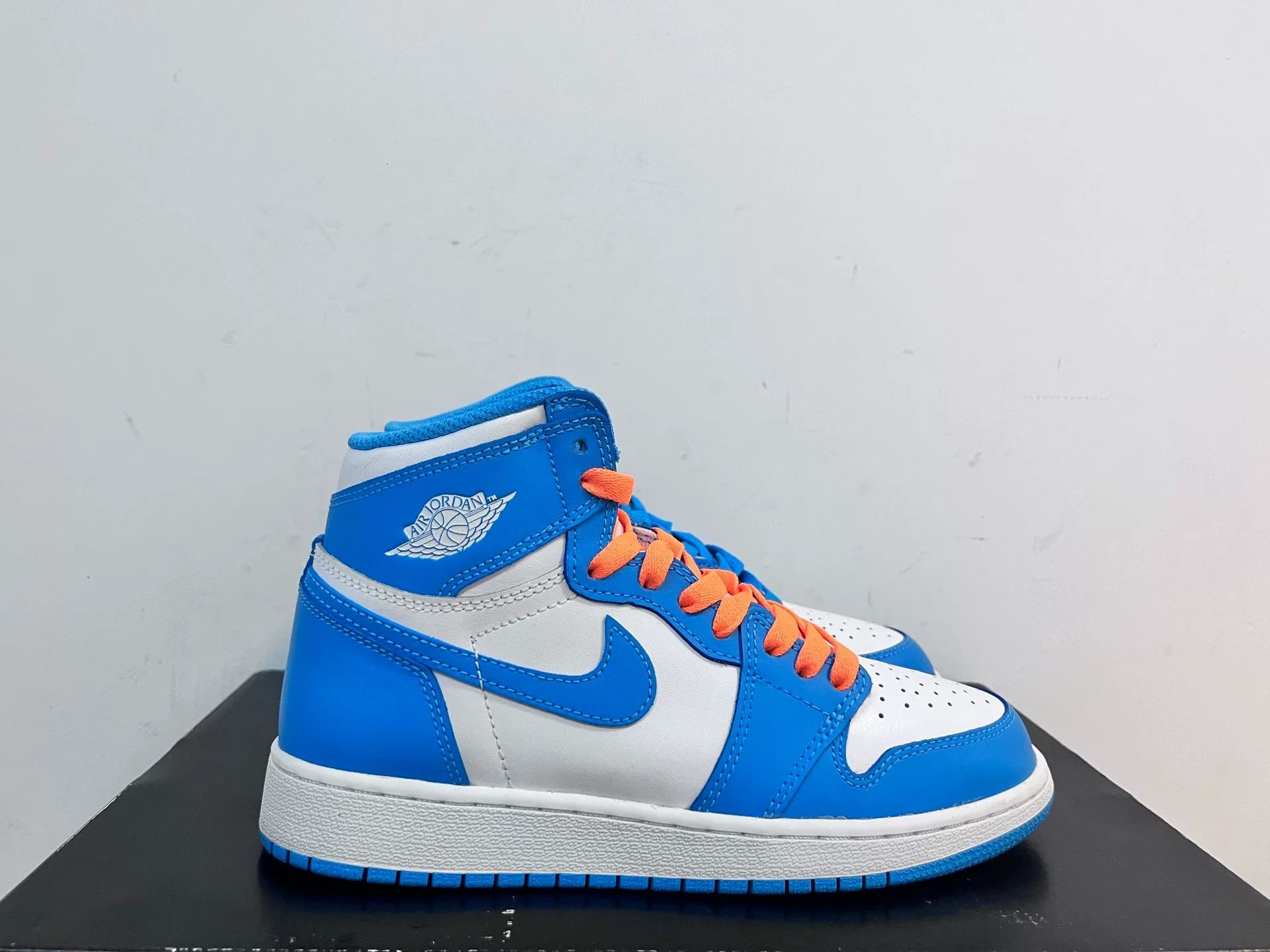 Nike Nike AJ1 Blue Lowtop Sneakers 5.5 Men Size US 5.5 / EU 38 - 2 Thumbnail