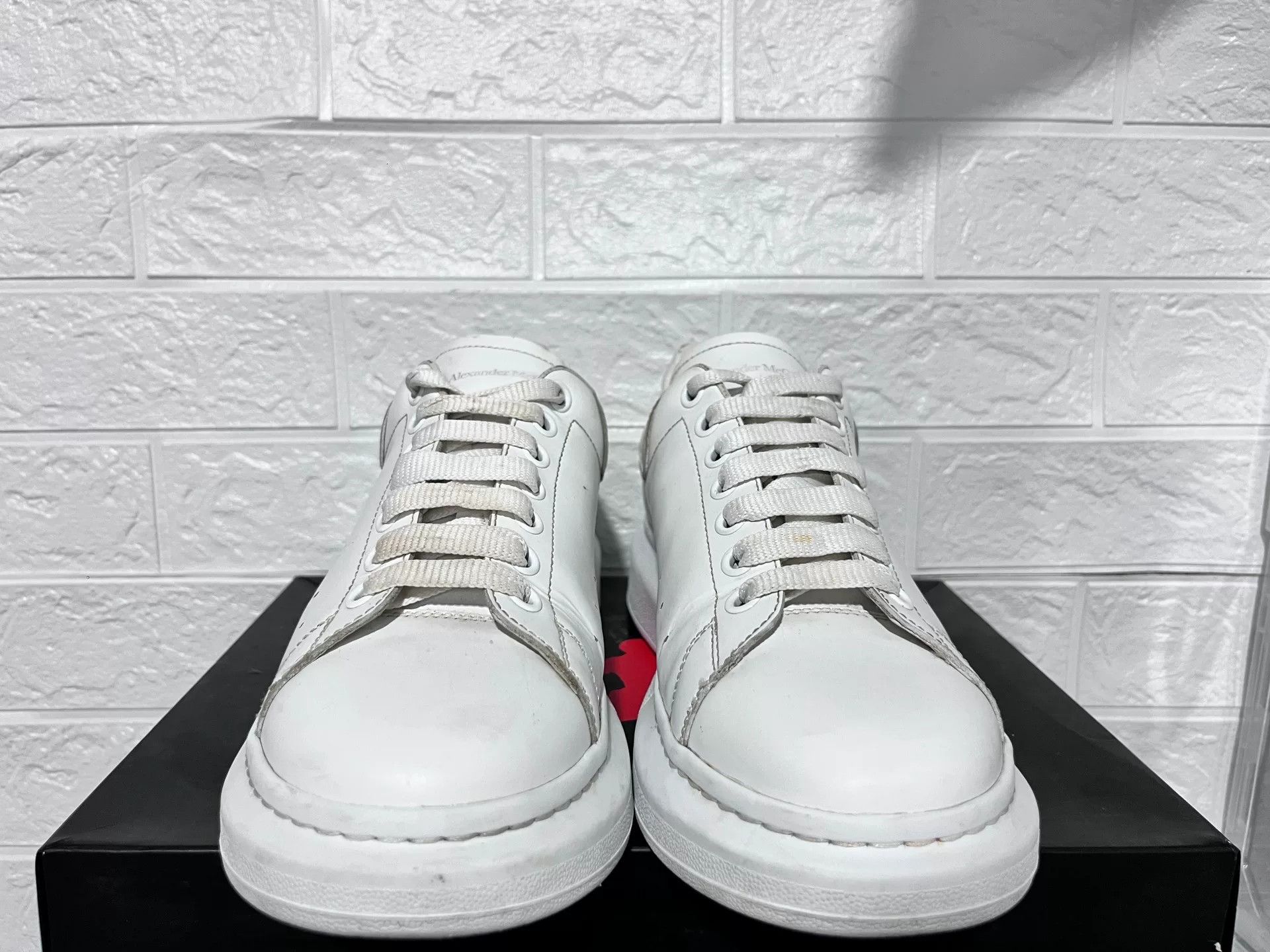 Alexander McQueen Alexander McQueen Laser Rainbow Multi Lowtop Sneakers Women Size US 12 / IT 42 - 5 Thumbnail