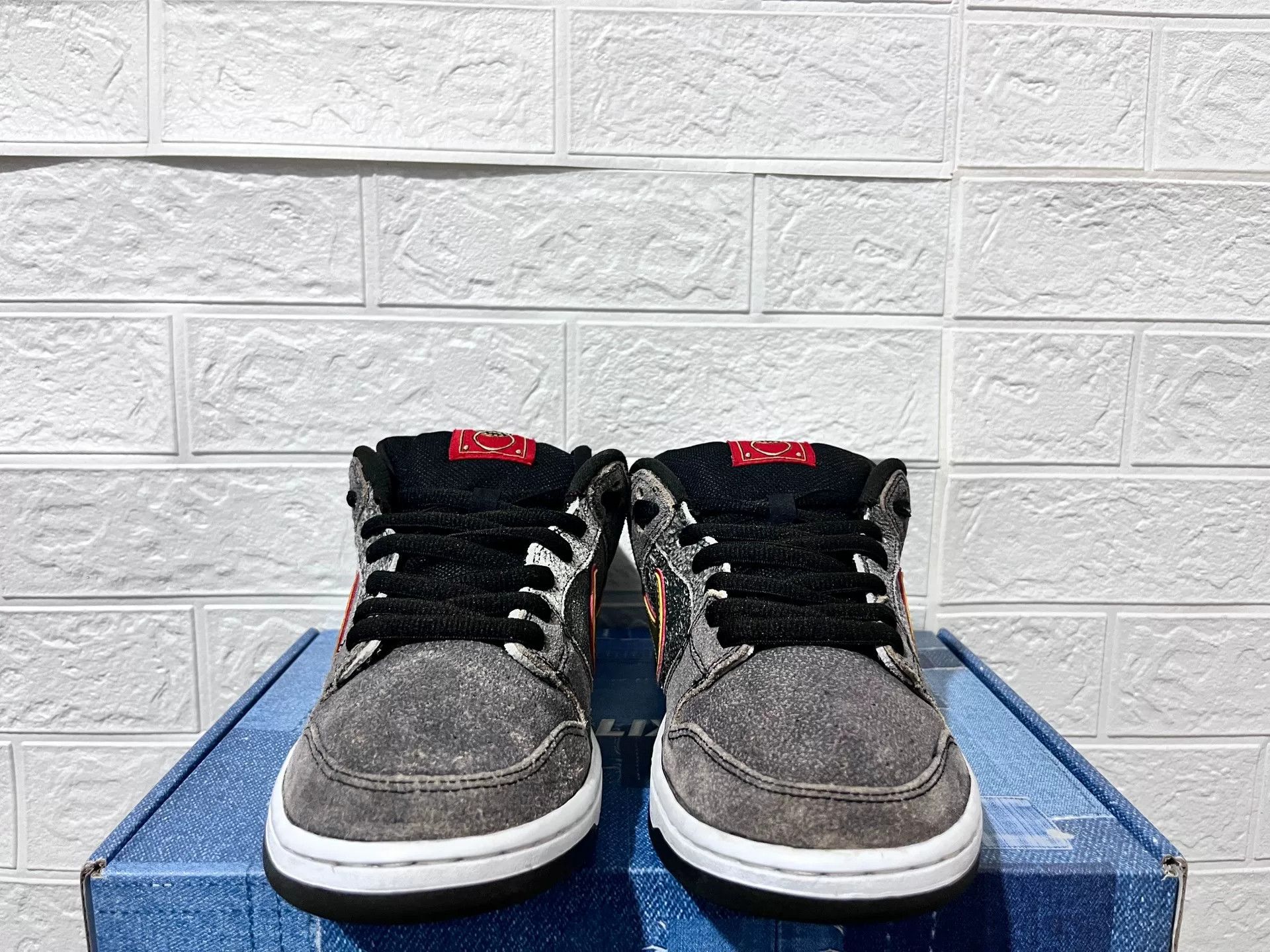 Nike Nike DUNK SB Lowtop Sneakers 11 Men Size US 11 / EU 44 - 5 Thumbnail