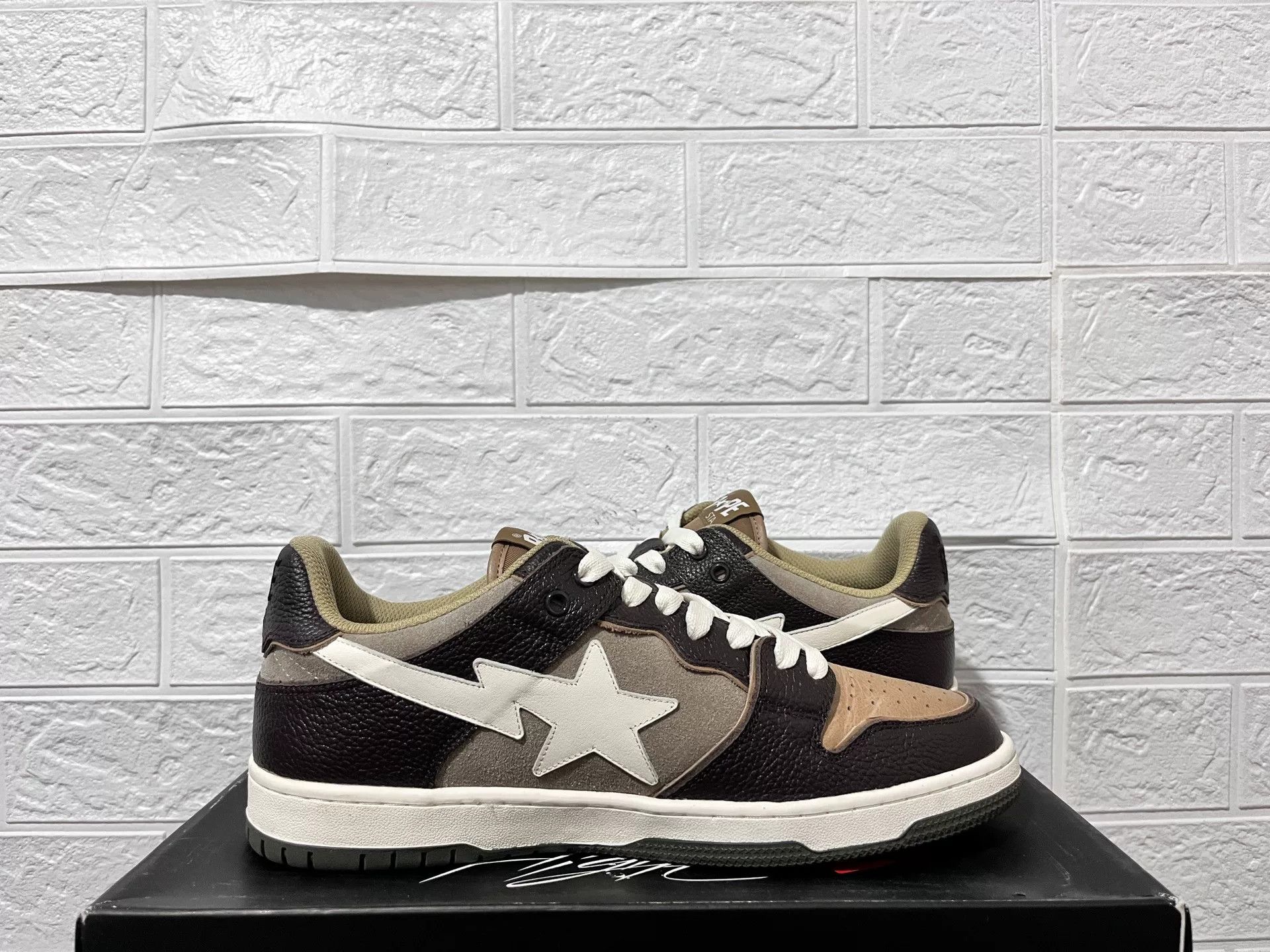 Bape Bape Gray Lowtop Sneakers 10 Men Size US 10 / EU 43 - 4 Thumbnail