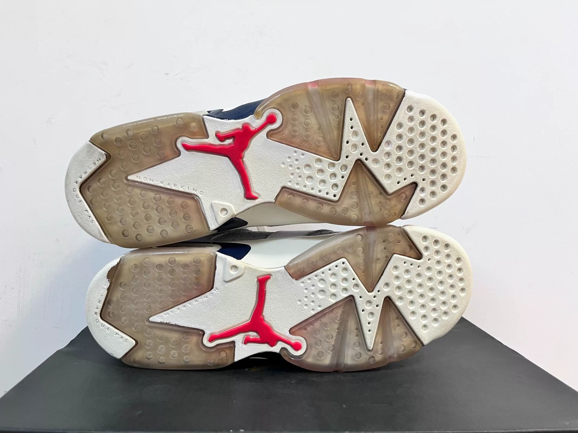 Nike Nike AJ6 Multi Lowtop Sneakers 5.5 Men Size US 5.5 / EU 38 - 7 Thumbnail