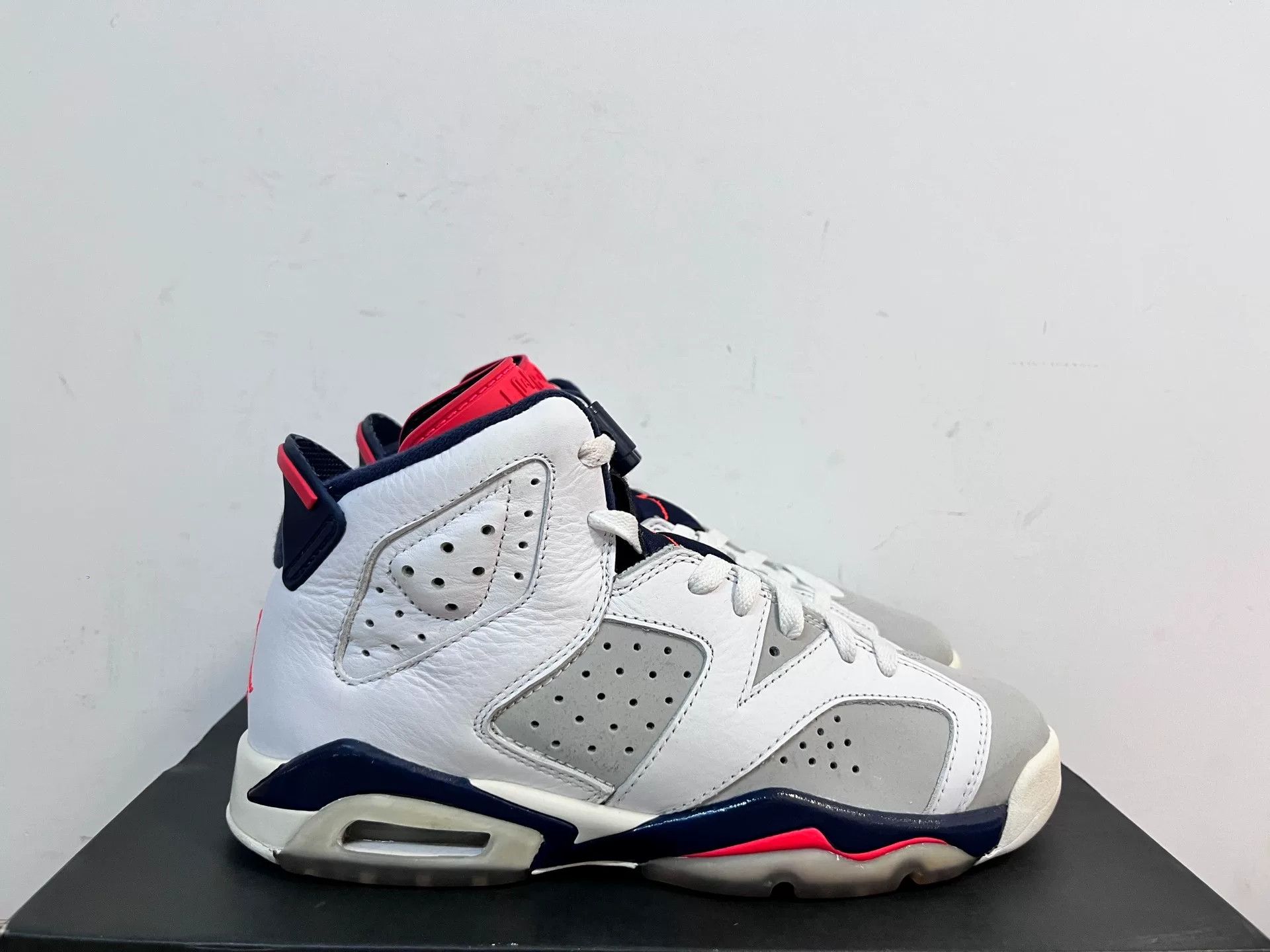 Nike Nike AJ6 Multi Lowtop Sneakers 5.5 Men Size US 5.5 / EU 38 - 2 Thumbnail