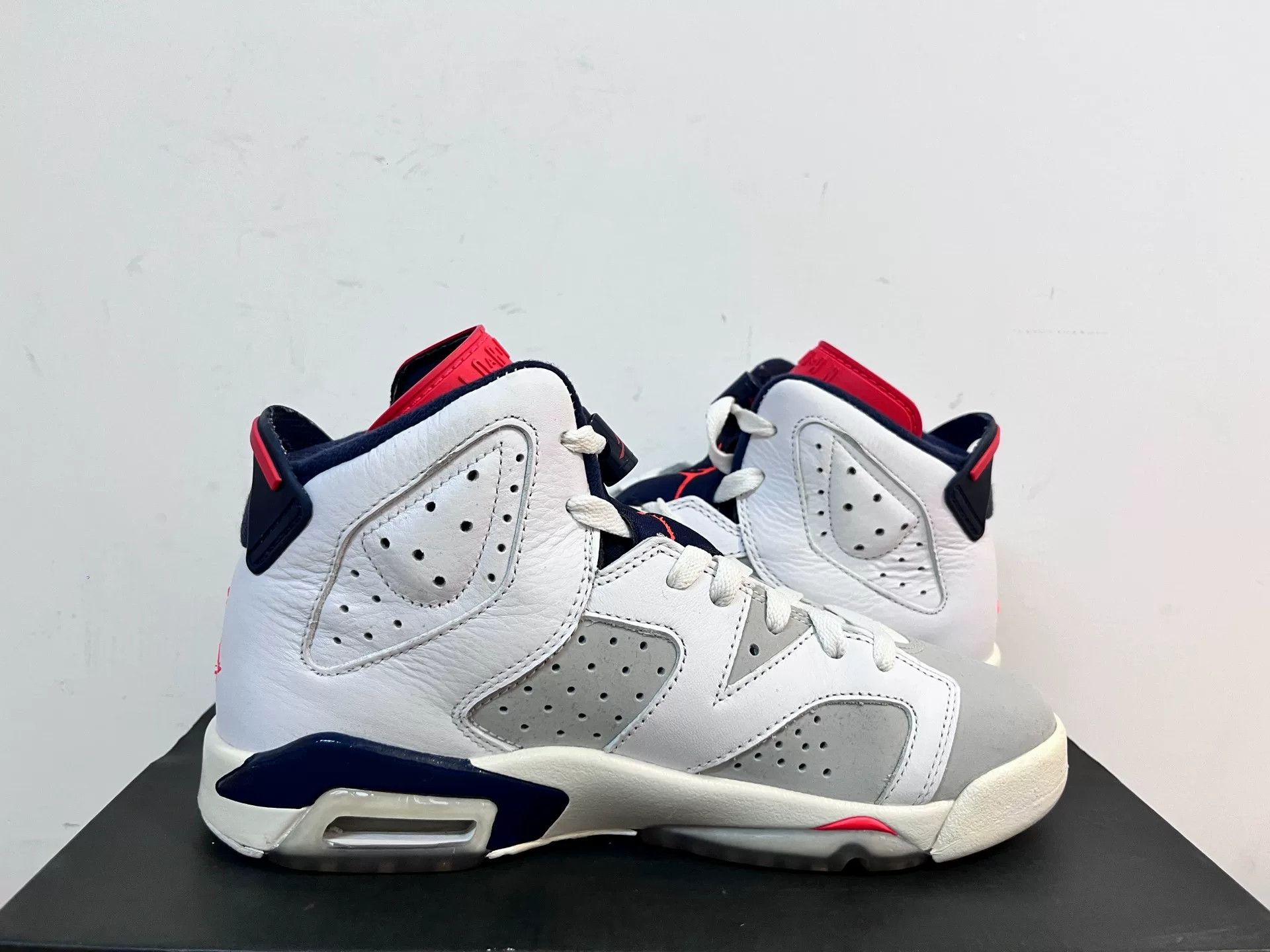 Nike Nike AJ6 Multi Lowtop Sneakers 5.5 Men Size US 5.5 / EU 38 - 4 Thumbnail
