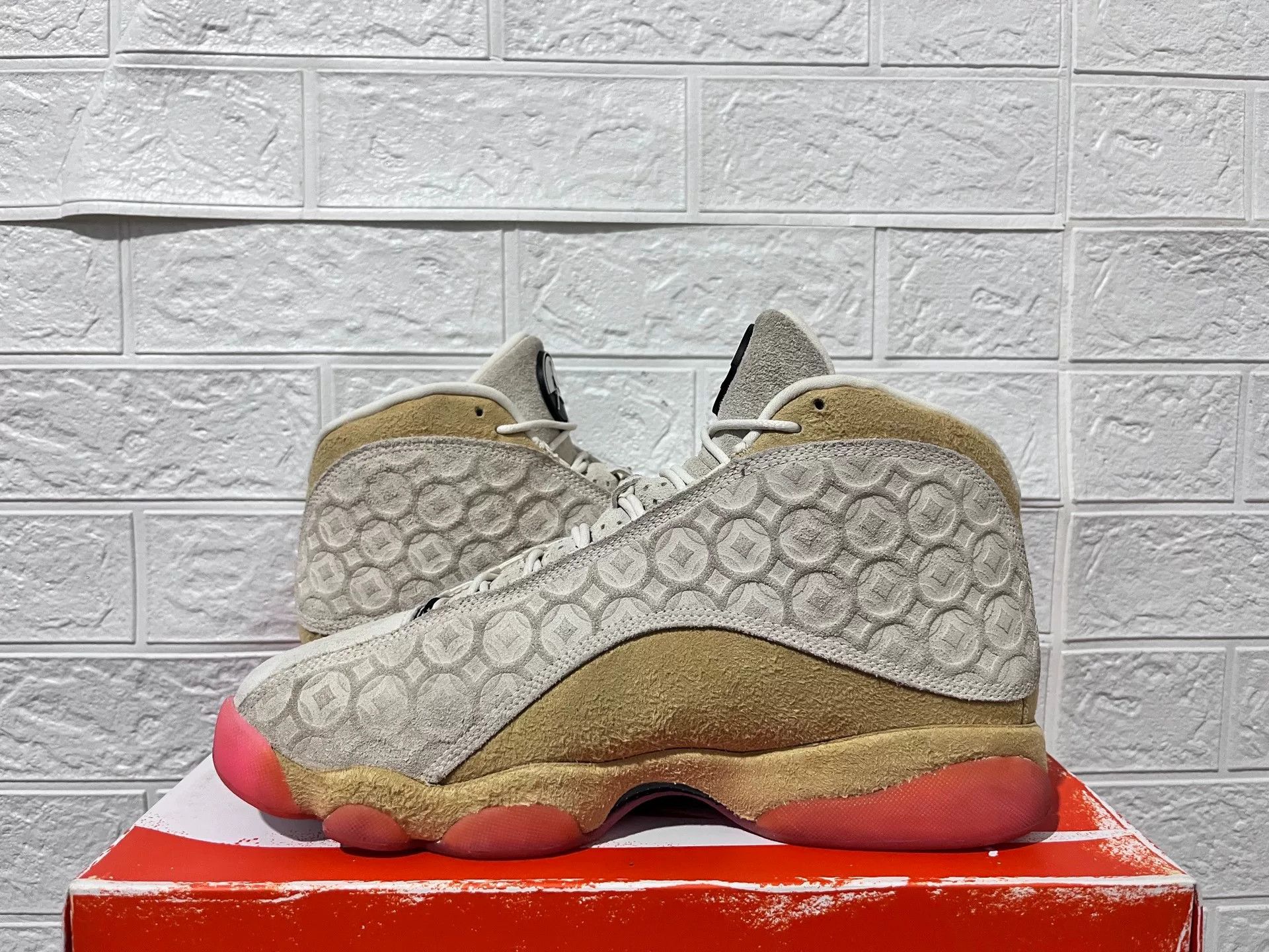 Nike Nike AJ13 Lowtop Sneakers 11 Men Size US 11 / EU 44 - 3 Thumbnail