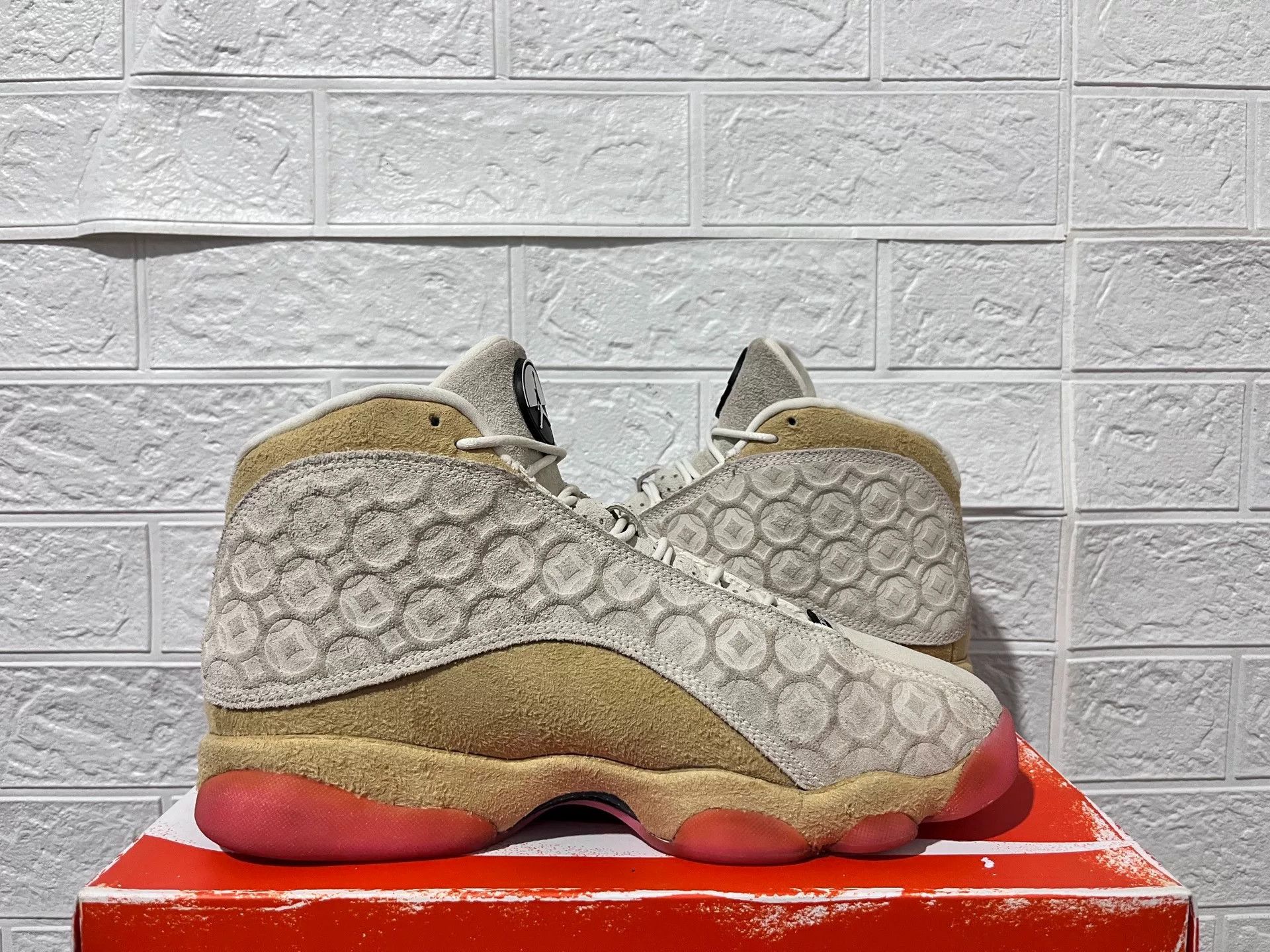 Nike Nike AJ13 Lowtop Sneakers 11 Men Size US 11 / EU 44 - 4 Thumbnail