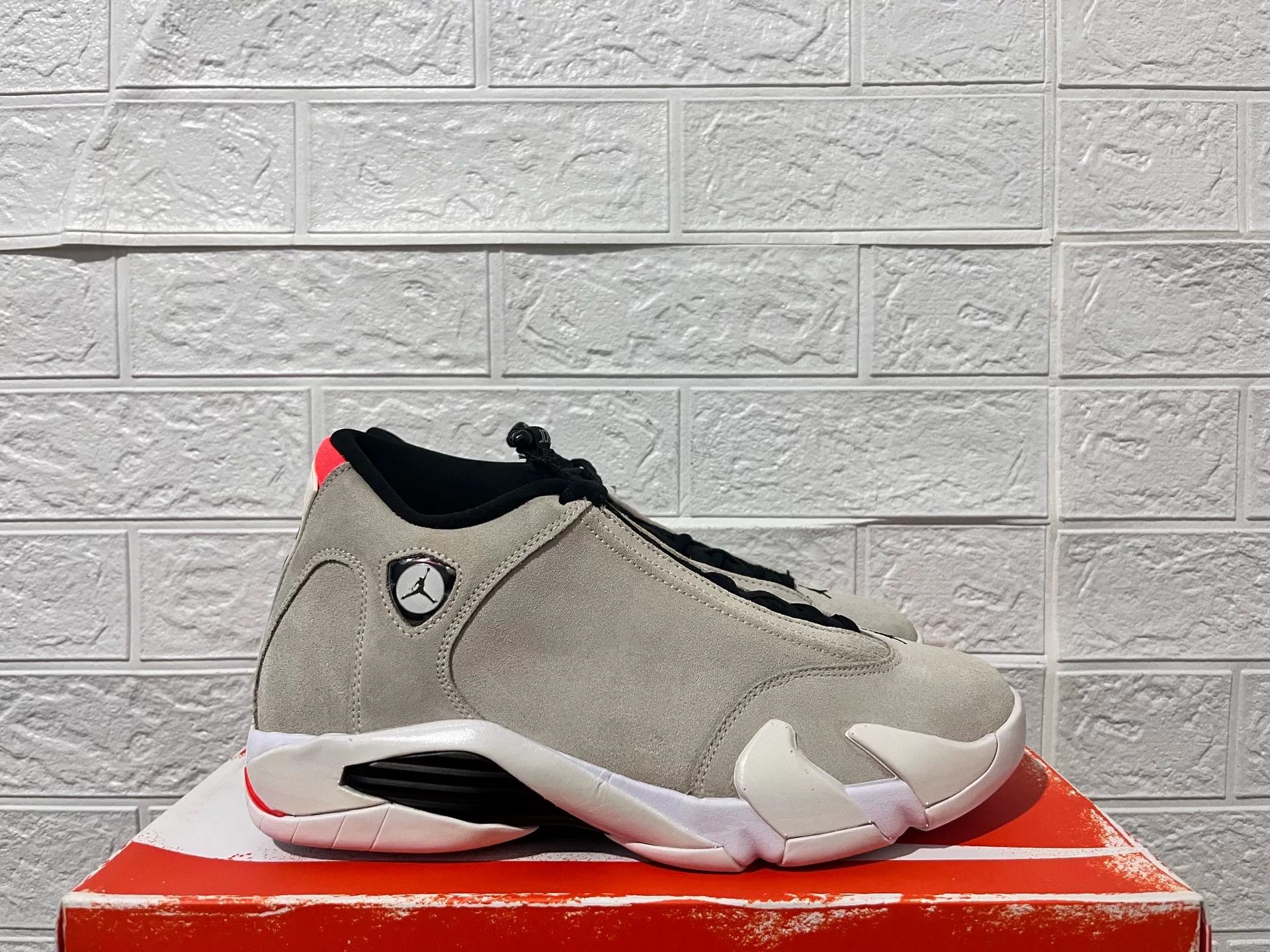 Nike Nike AJ14 Gray Lowtop Sneakers 9 Men Size US 9 / EU 42 - 2 Thumbnail