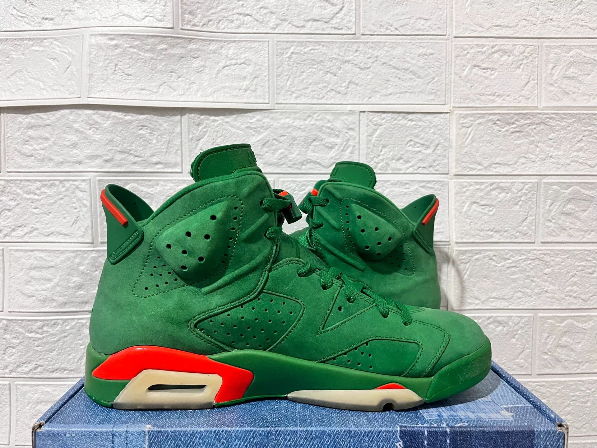 Nike Nike AJ6 Green Lowtop Sneakers 11 Men Size US 11 / EU 44 - 4 Thumbnail