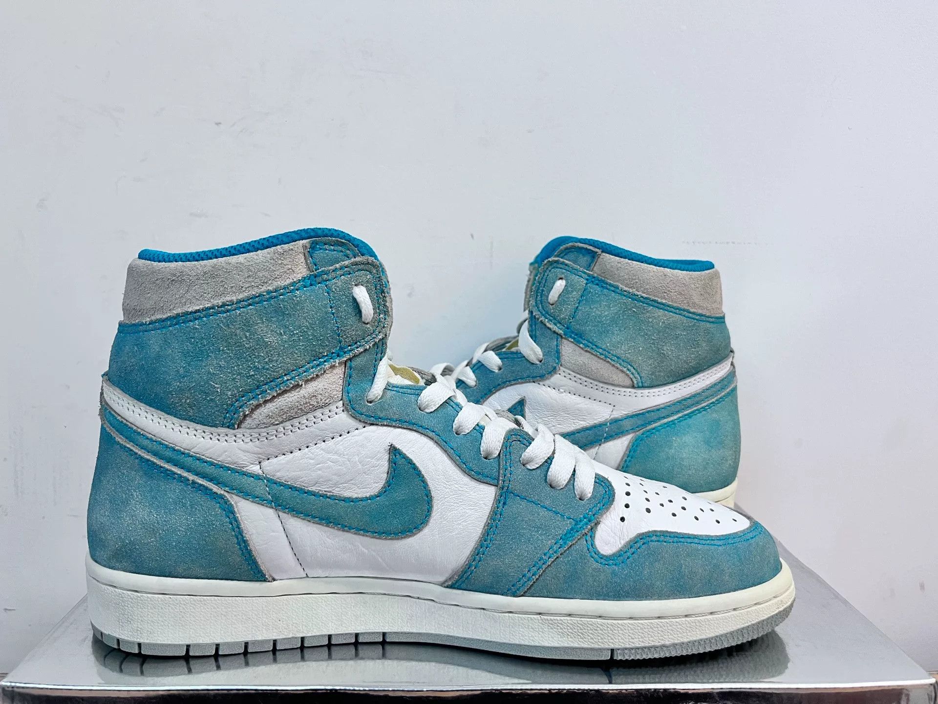 Nike Nike AJ1 Green Lowtop Sneakers 9 Men Size US 9 / EU 42 - 4 Thumbnail